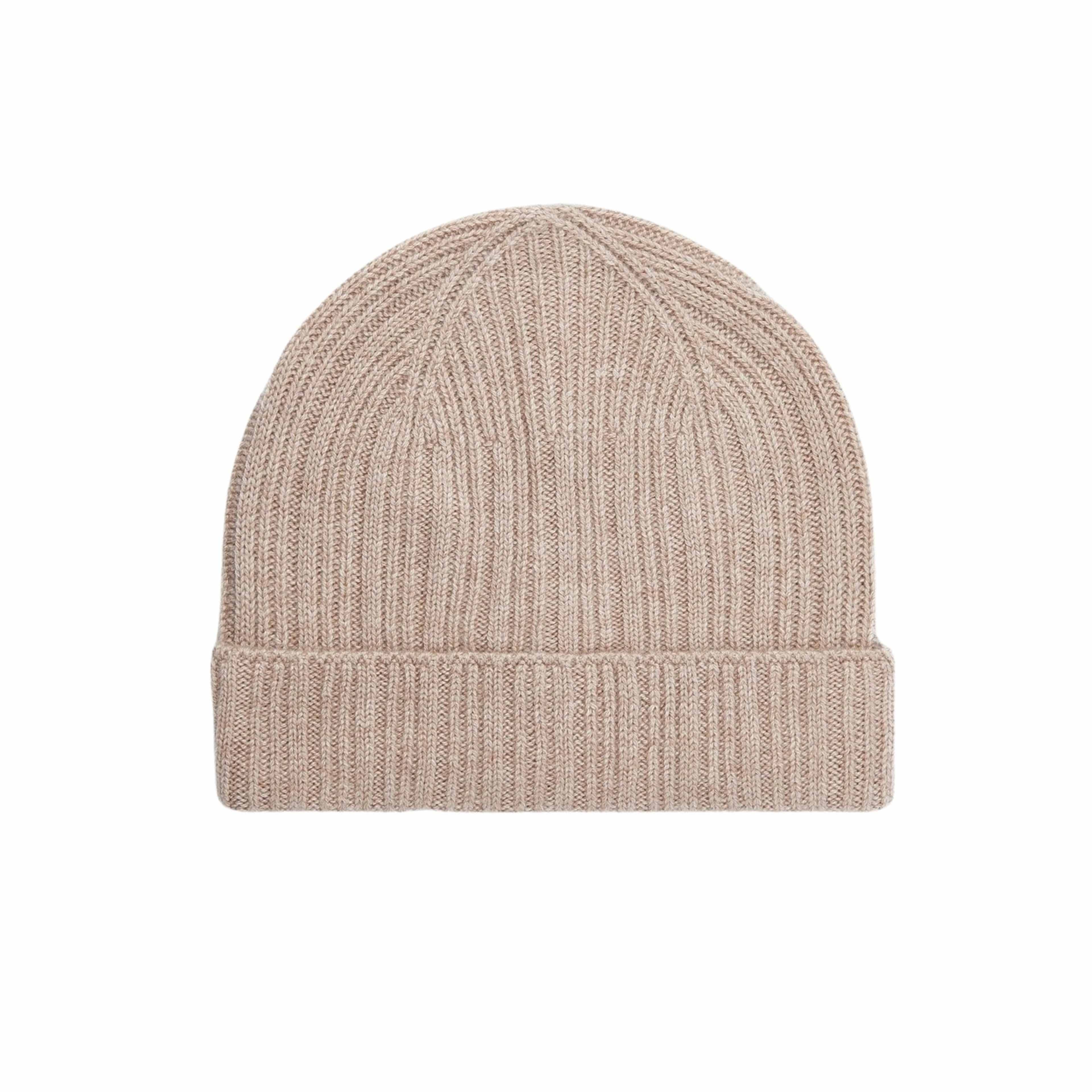 Cashmere Beanie, från John Henric, i färgen beige. Klicka för att öppna bilden i stort format