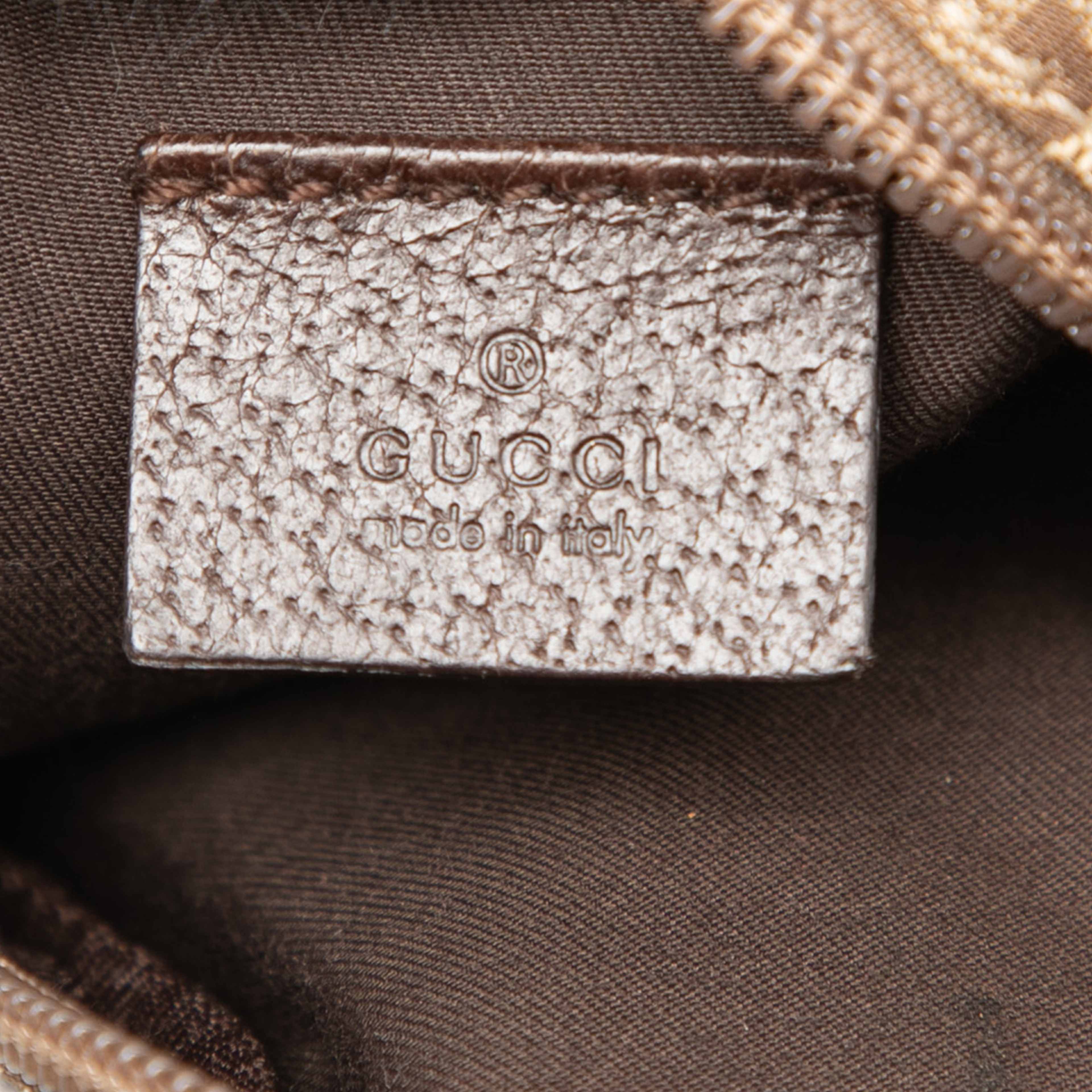 Gucci Gg Canvas Cigarette Pouch, från Luxclusif, i färgen beige. Klicka för att öppna bilden i stort format