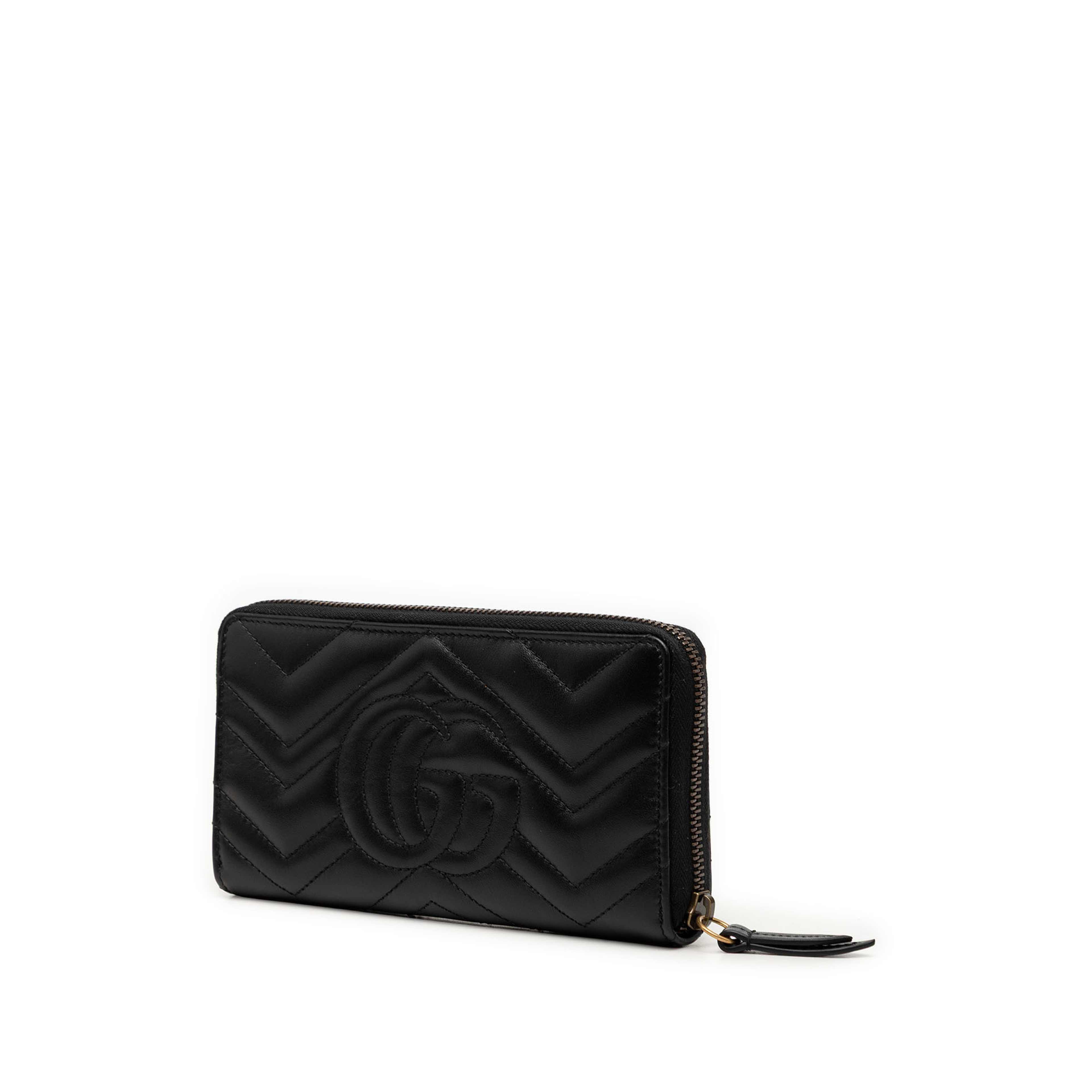 Gucci Gg Marmont Matelasse Calfskin Zip Around Wallet, från Luxclusif, i färgen svart. Klicka för att öppna bilden i stort format