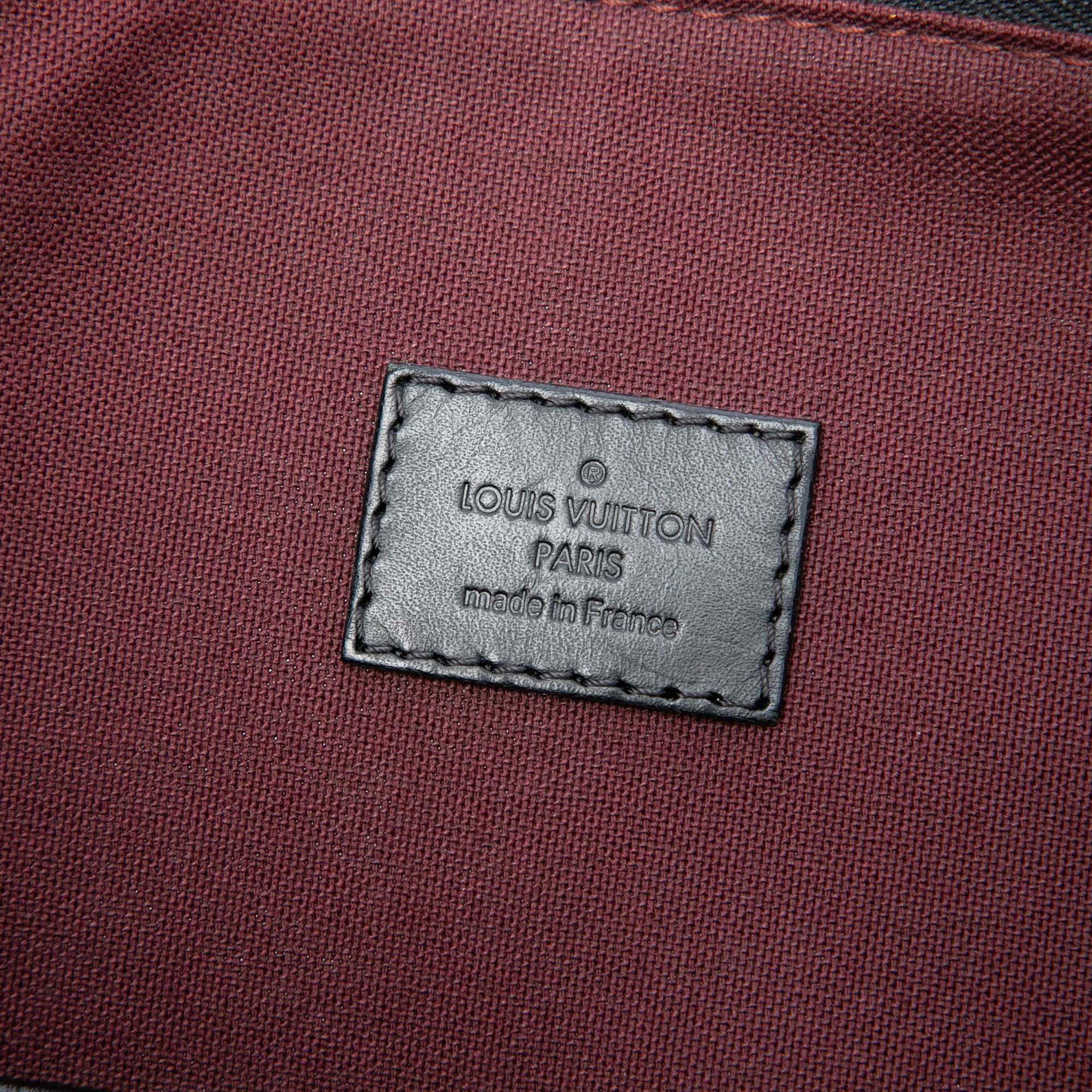 Louis Vuitton Monogram Macassar Kitan, från Luxclusif, i färgen brun. Klicka för att öppna bilden i stort format