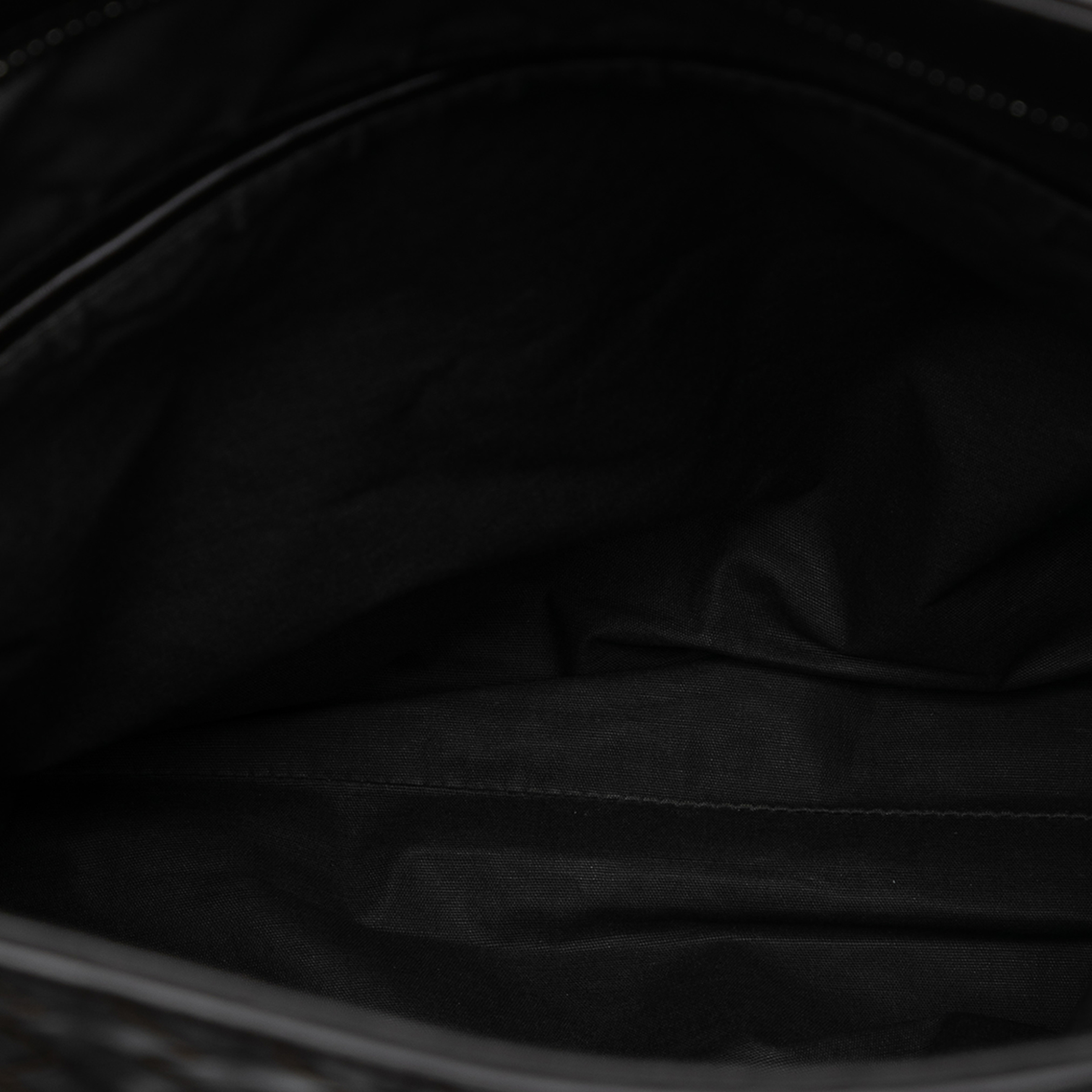 Bottega Veneta Nappa Intrecciato Vn Crossbody, från Luxclusif, i färgen black. Klicka för att öppna bilden i stort format