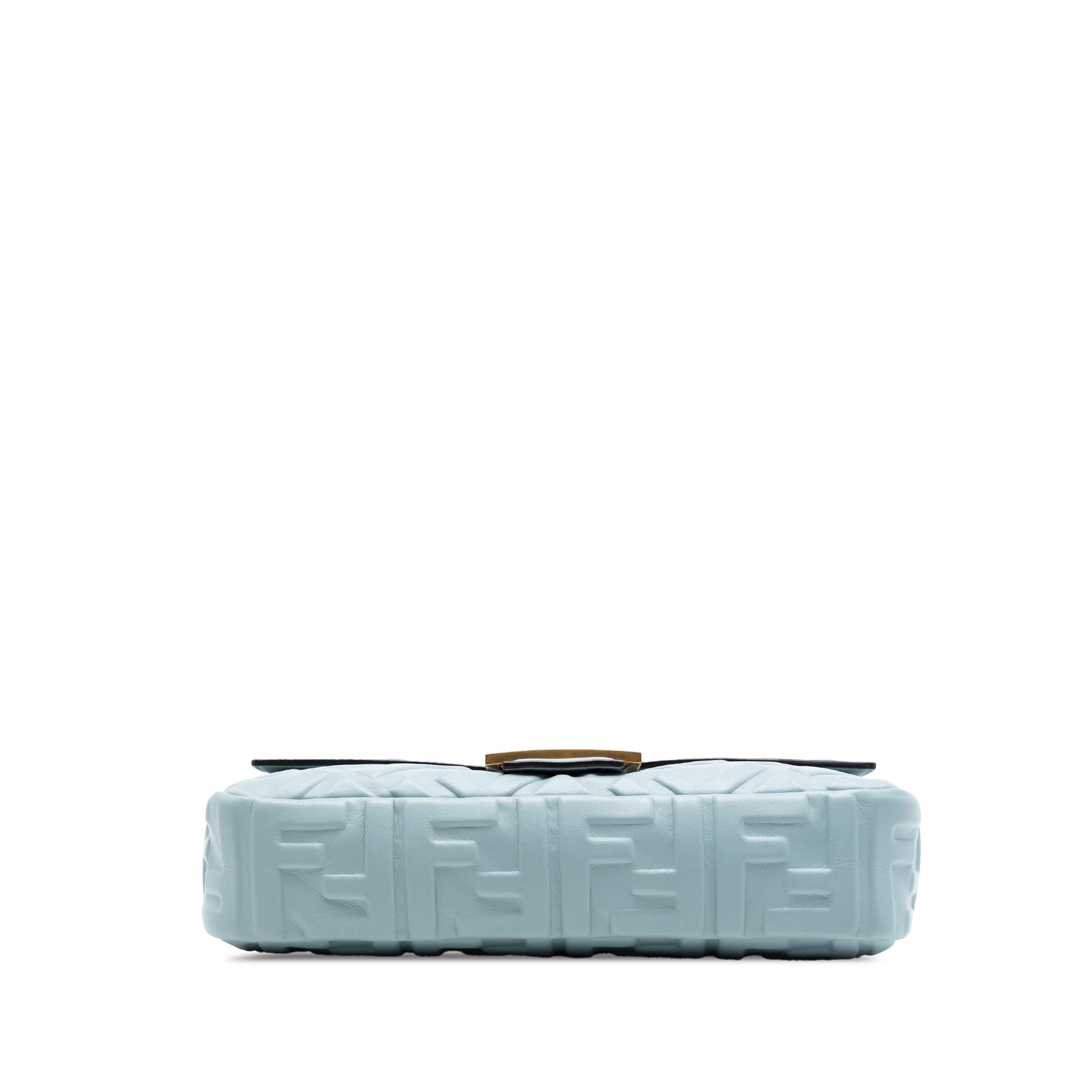 Fendi Zucca Embossed Leather Baguette Satchel, från Luxclusif, i färgen light blue. Klicka för att öppna bilden i stort format
