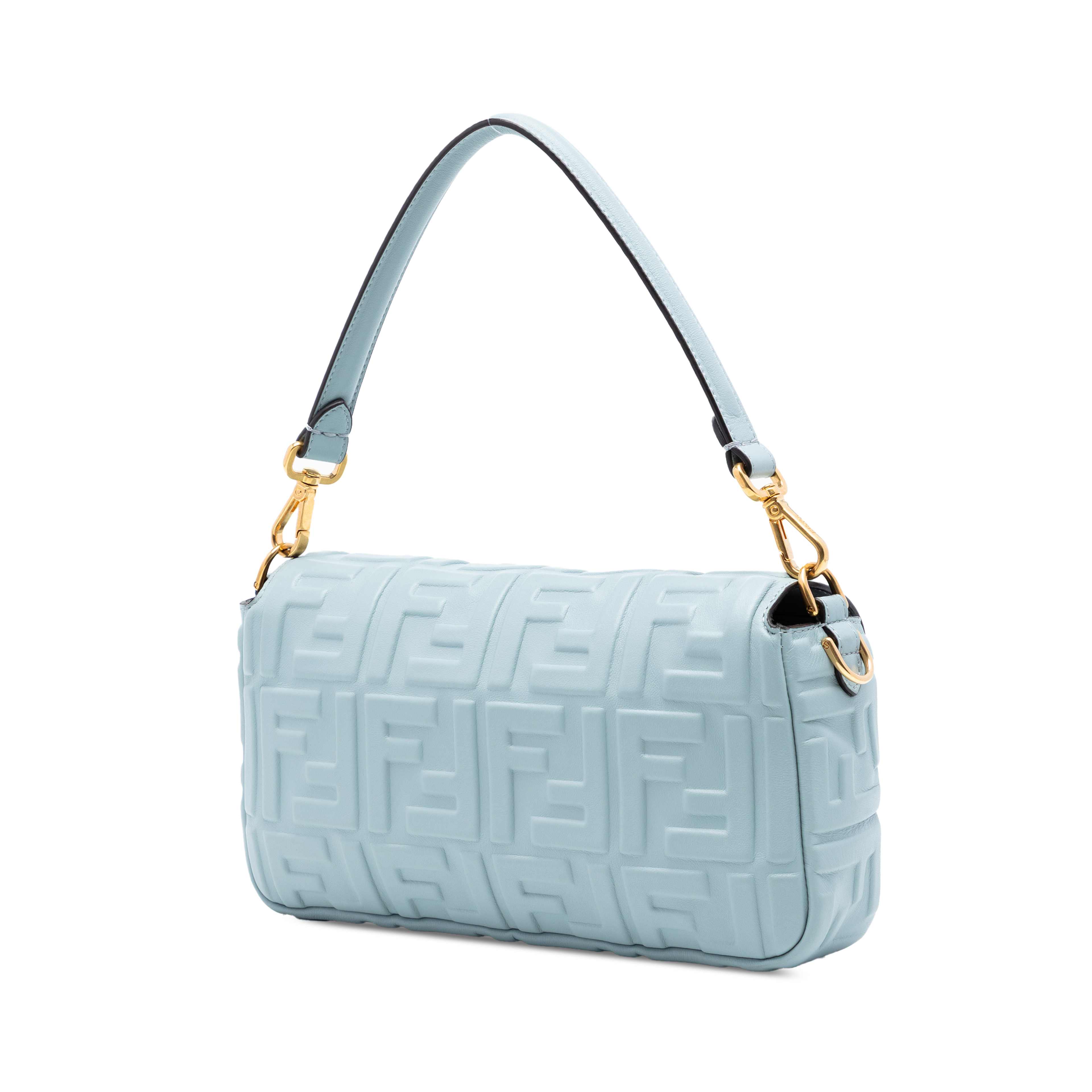 Fendi Zucca Embossed Leather Baguette Satchel, från Luxclusif, i färgen light blue. Klicka för att öppna bilden i stort format