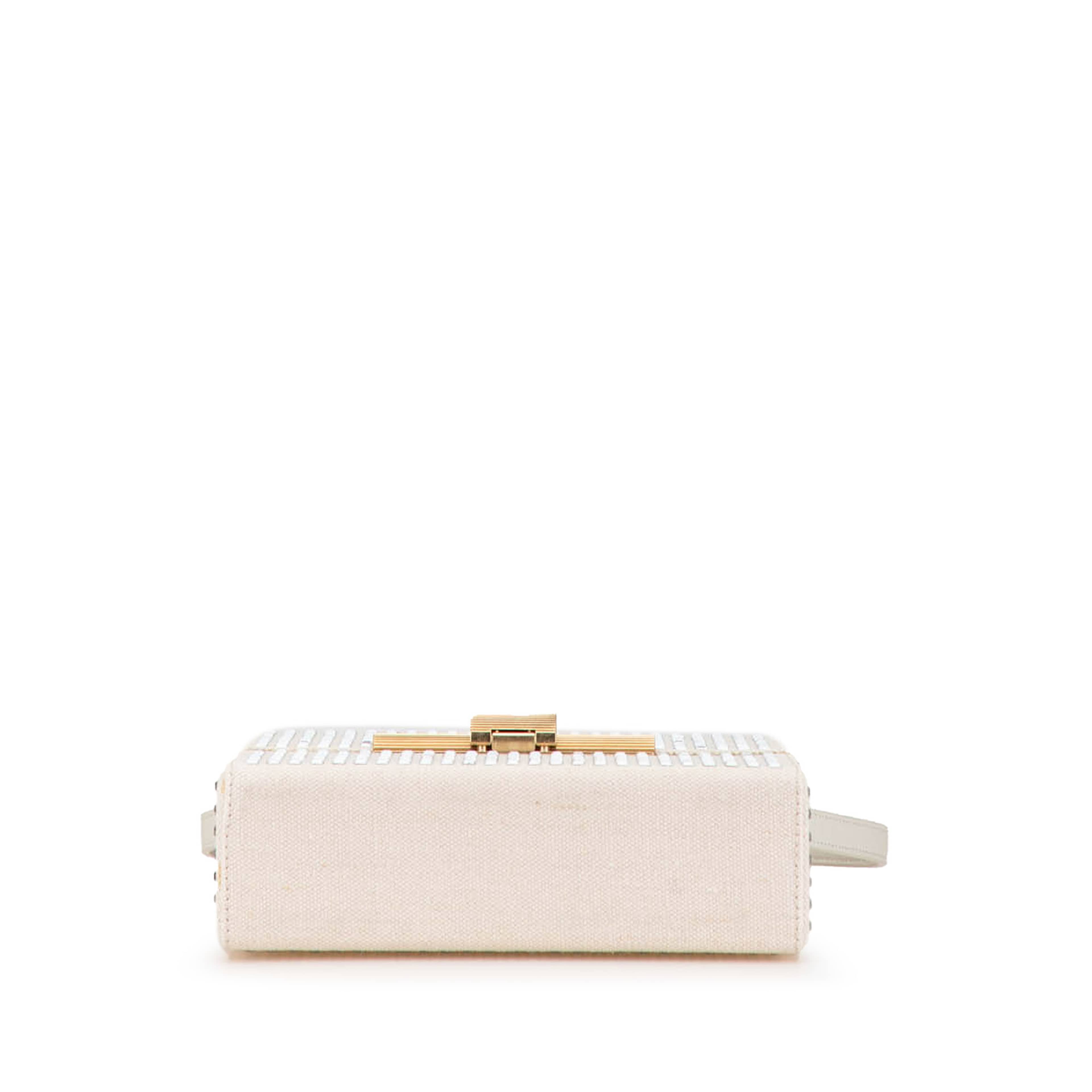 Bottega Veneta Crystal Embellished Canvas Daisey Crossbody, från Luxclusif, i färgen light beige. Klicka för att öppna bilden i stort format