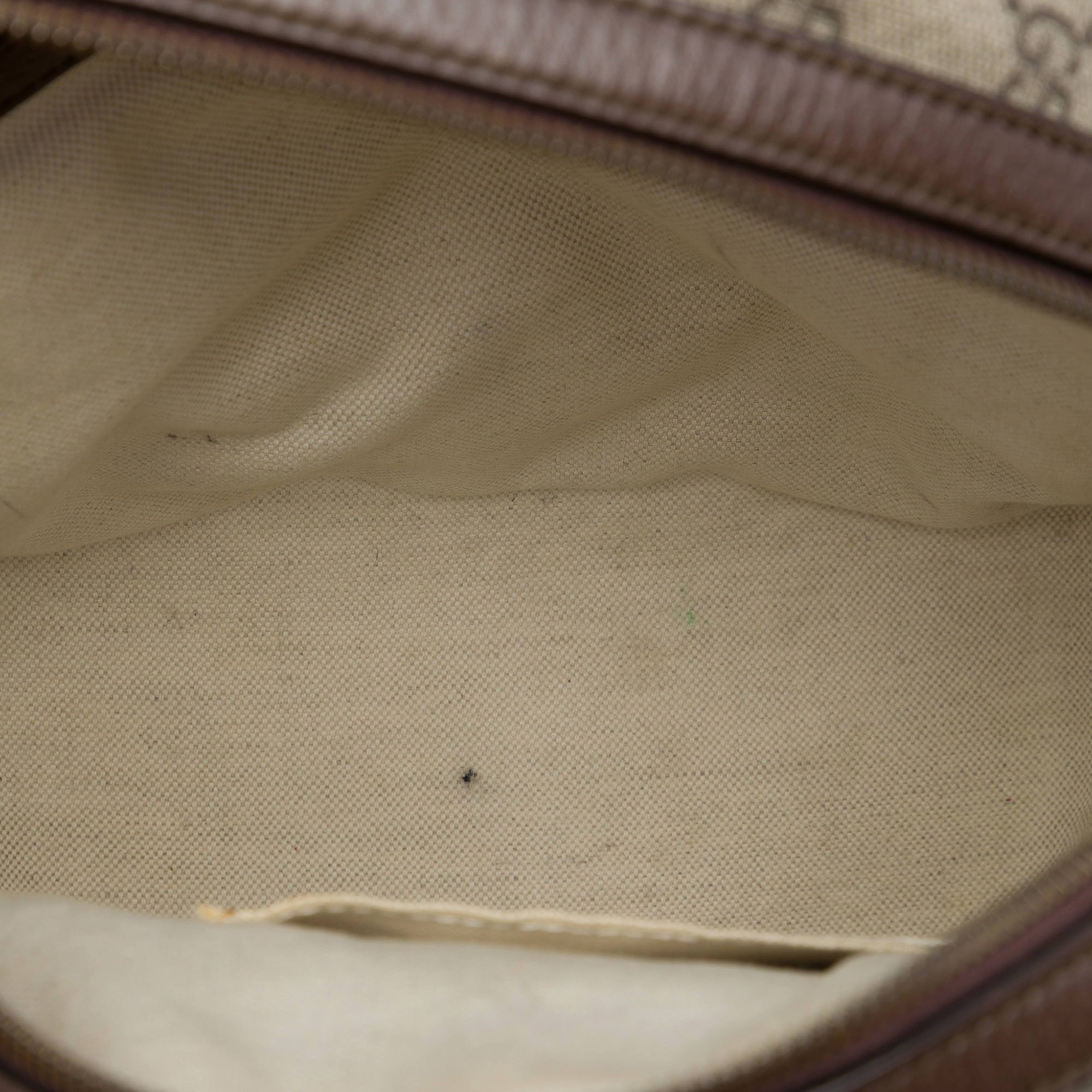 Gucci Small Gg Supreme Web Ophidia Backpack, från Luxclusif, i färgen beige. Klicka för att öppna bilden i stort format