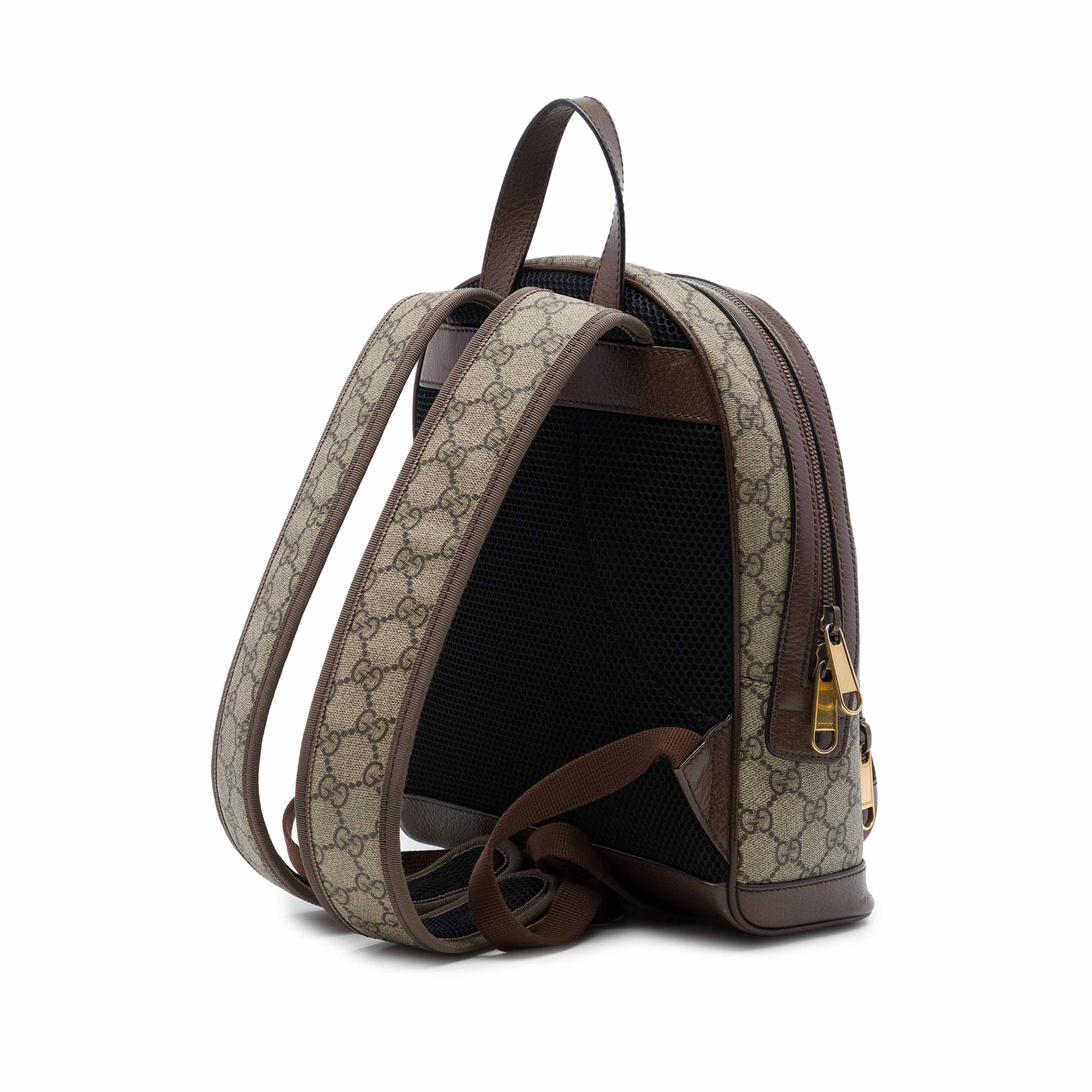 Gucci Small Gg Supreme Web Ophidia Backpack, från Luxclusif, i färgen beige. Klicka för att öppna bilden i stort format