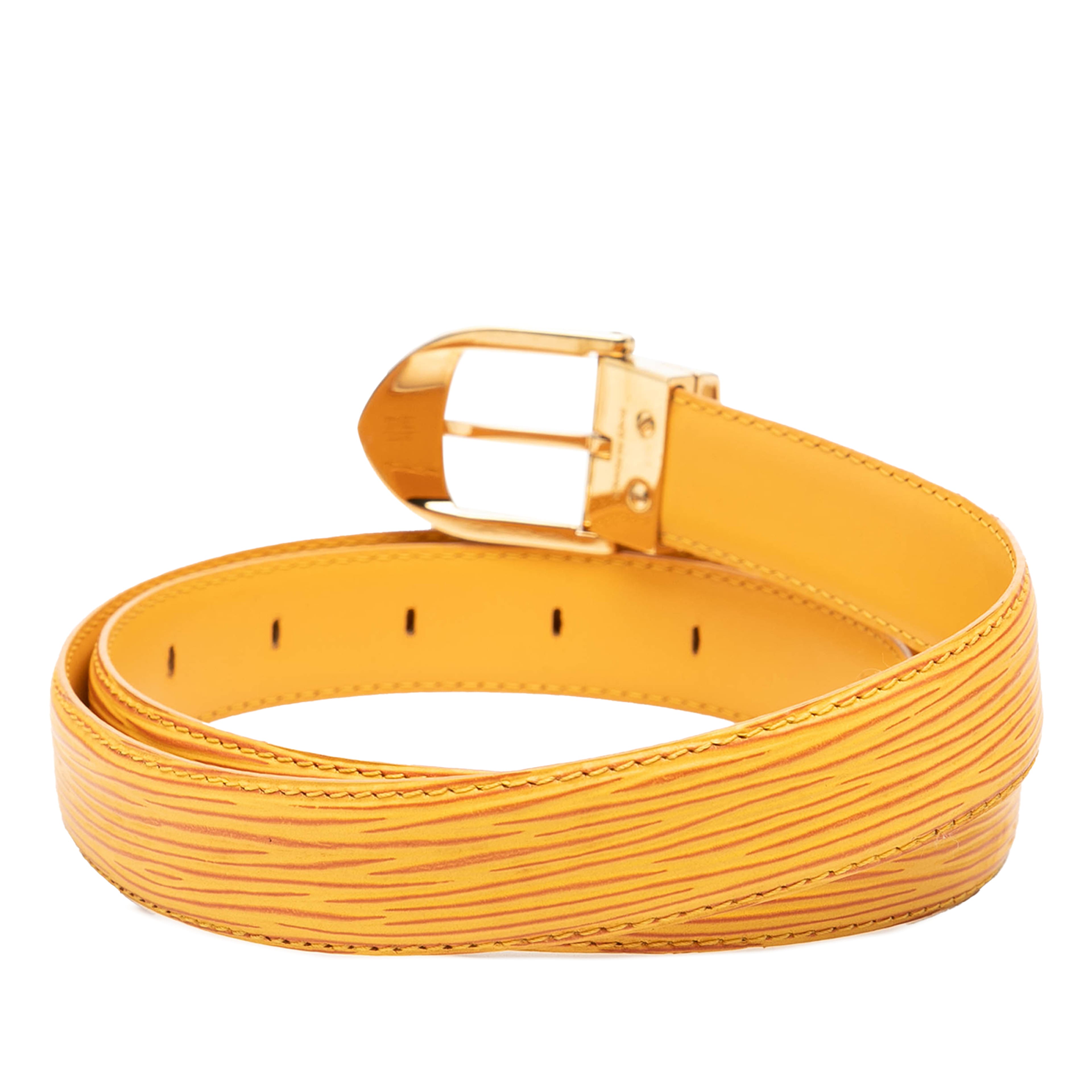 Louis Vuitton Epi Ceinture Belt, från Luxclusif, i färgen mustard. Klicka för att öppna bilden i stort format