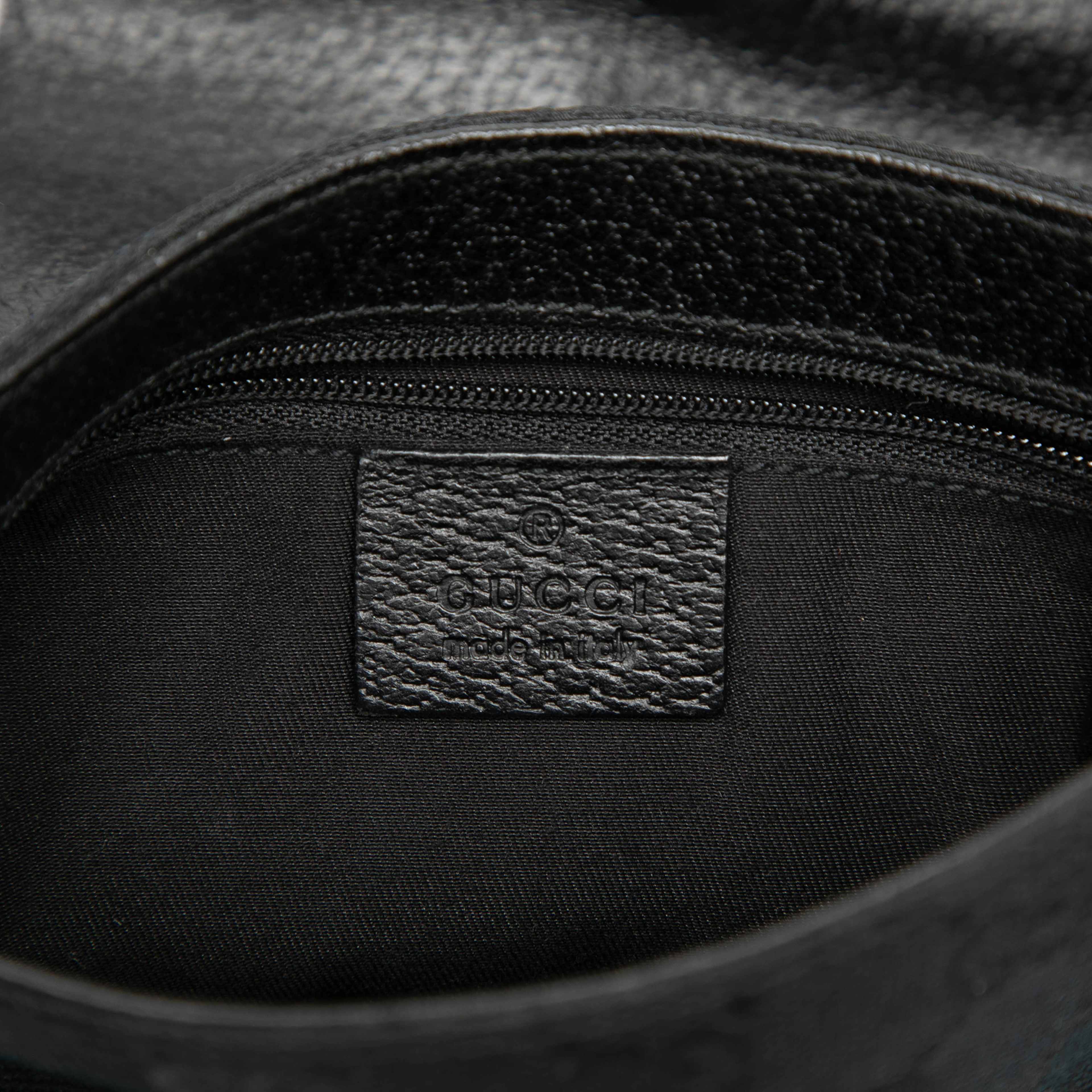 Gucci Gg Canvas Belt Bag, från Luxclusif, i färgen svart. Klicka för att öppna bilden i stort format