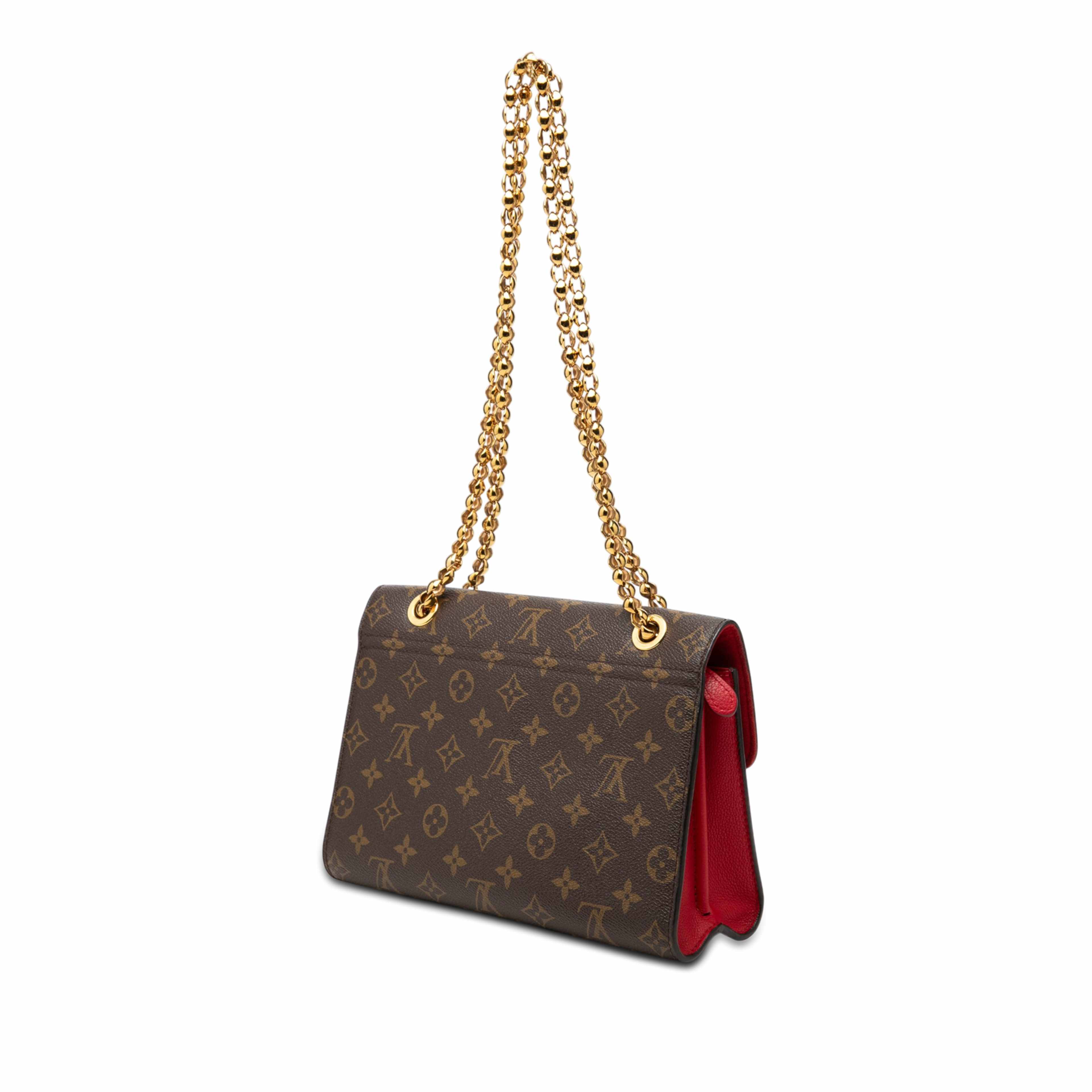 Louis Vuitton Monogram Victoire, från Luxclusif, i färgen brun. Klicka för att öppna bilden i stort format