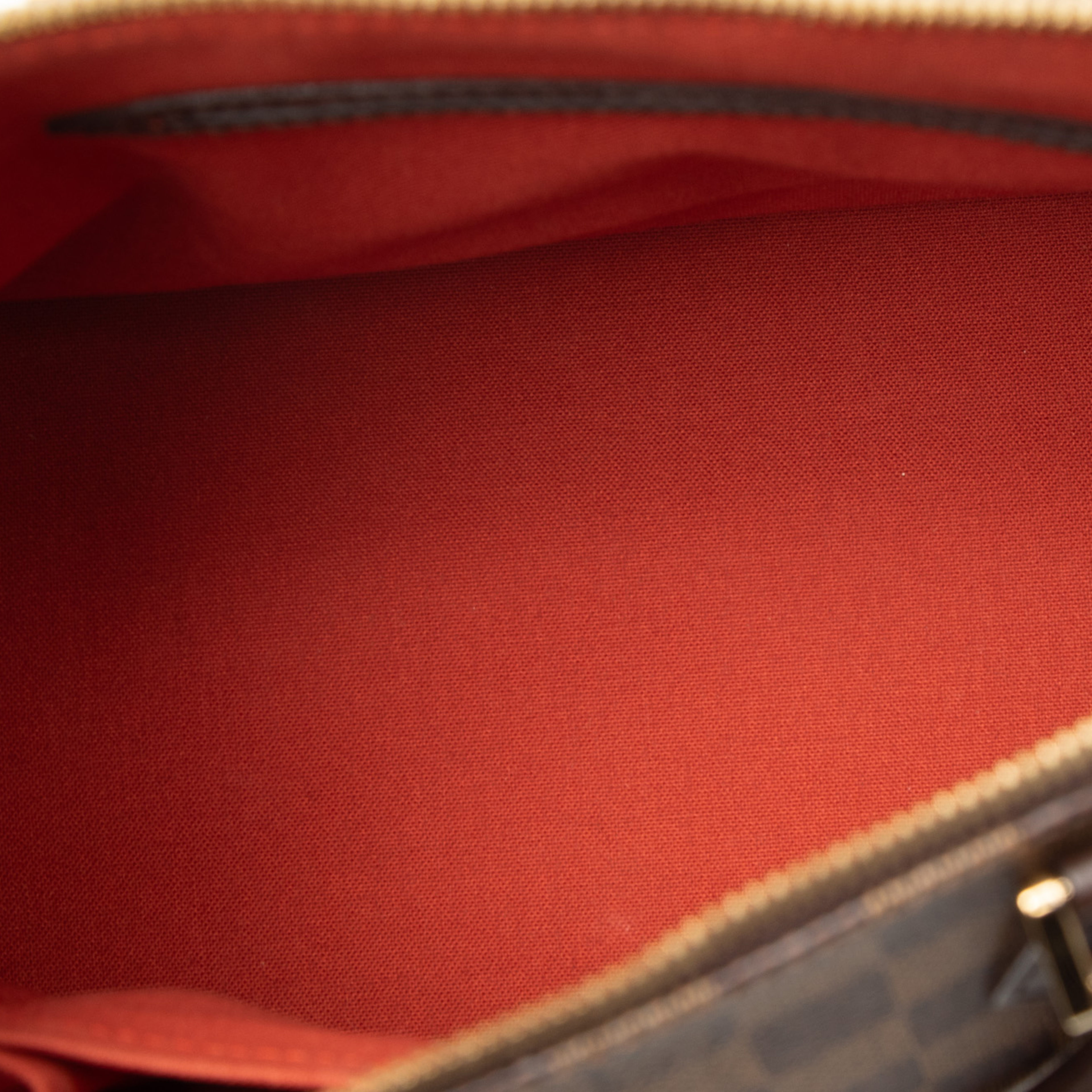 Louis Vuitton Damier Ebene Alma Pm, från Luxclusif, i färgen brown. Klicka för att öppna bilden i stort format