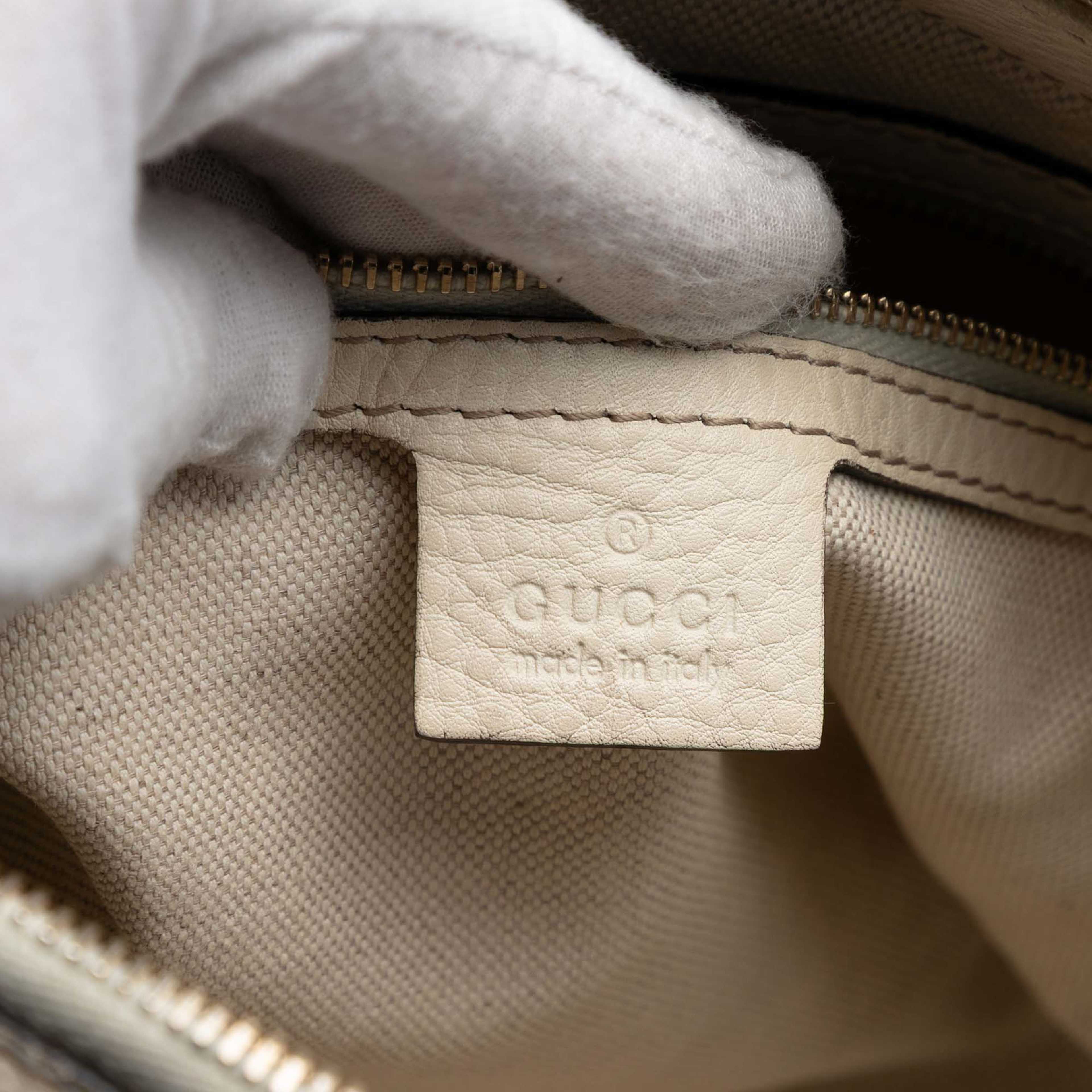 Gucci Gg Canvas Bella Satchel, från Luxclusif, i färgen beige. Klicka för att öppna bilden i stort format