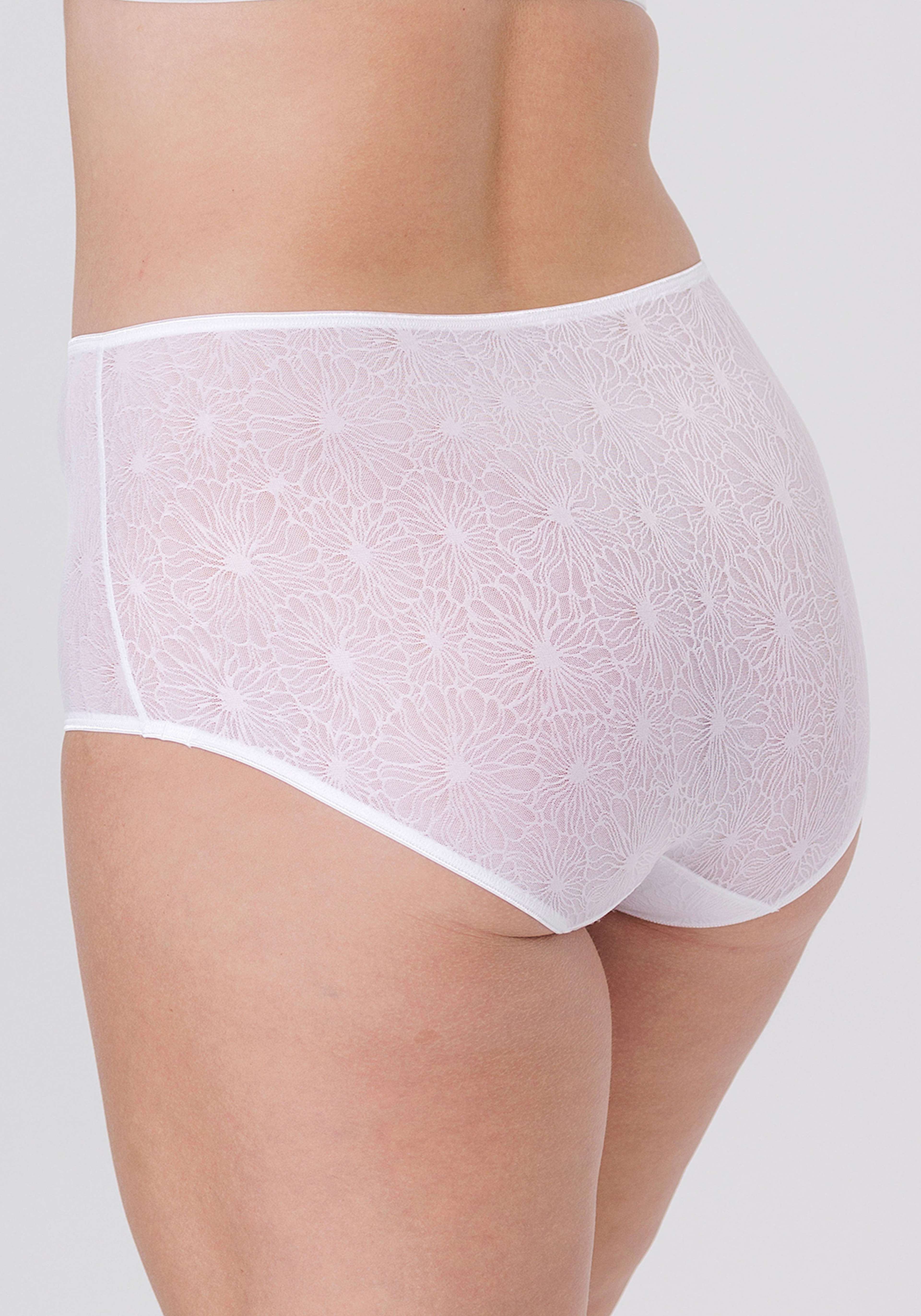Invisible Lace Maxitrosa, från Miss Mary of Sweden, i färgen vit. Klicka för att öppna bilden i stort format