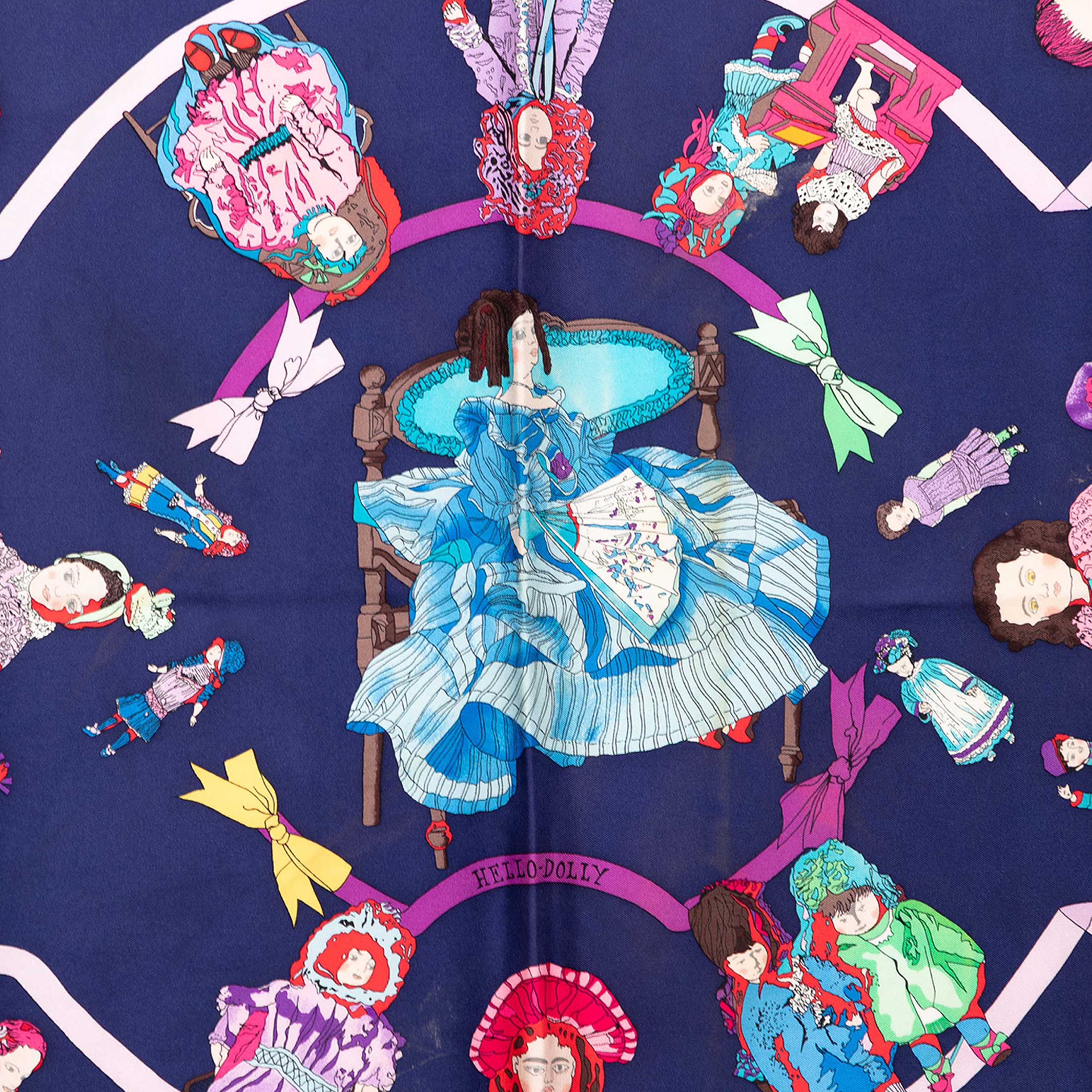 Hermès Hello Dolly Silk Scarf 90, från Luxclusif, i färgen blå. Klicka för att öppna bilden i stort format