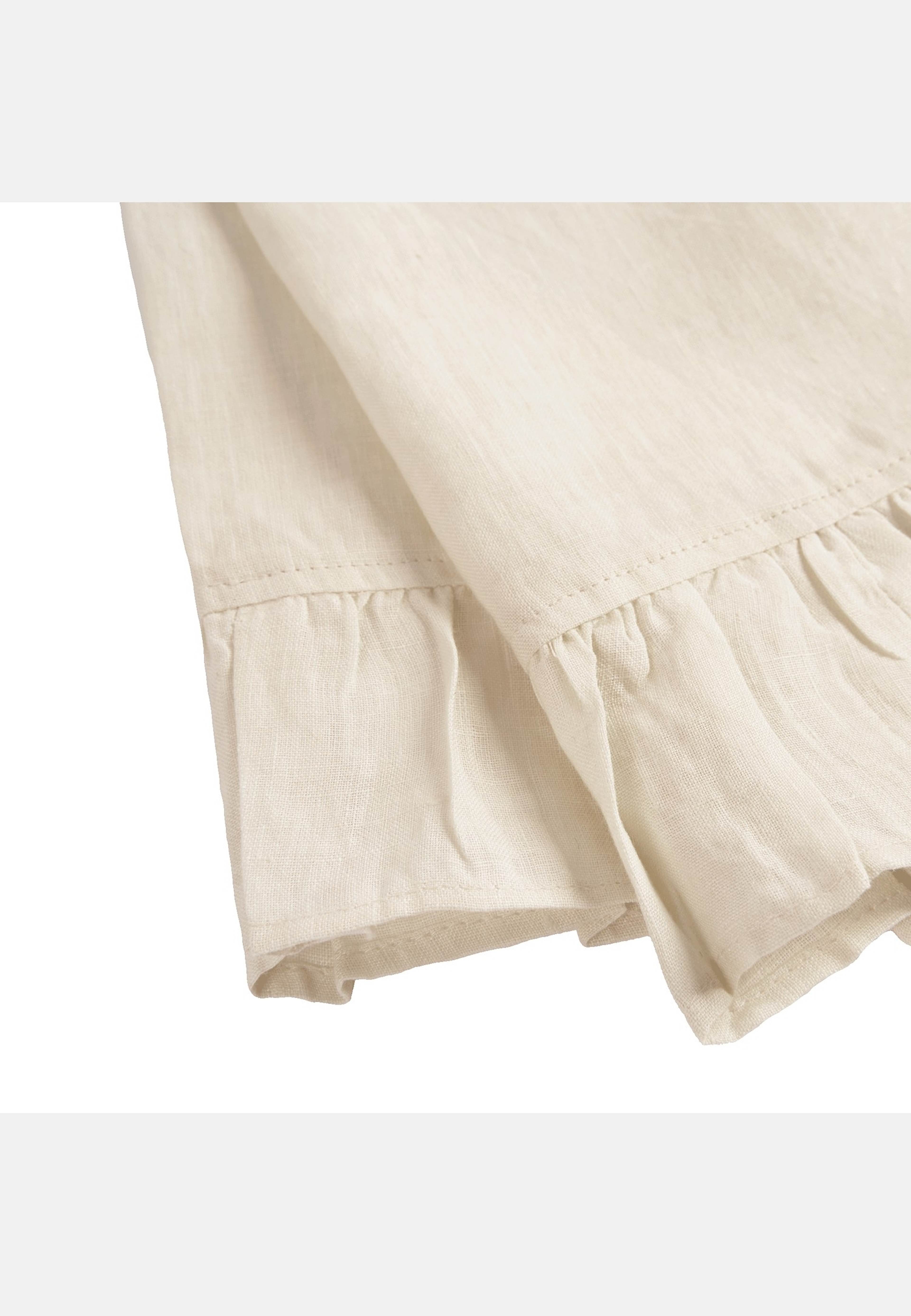 Bell Servett - 50x50 Cm, från Pick A Poppy, i färgen white. Klicka för att öppna bilden i stort format