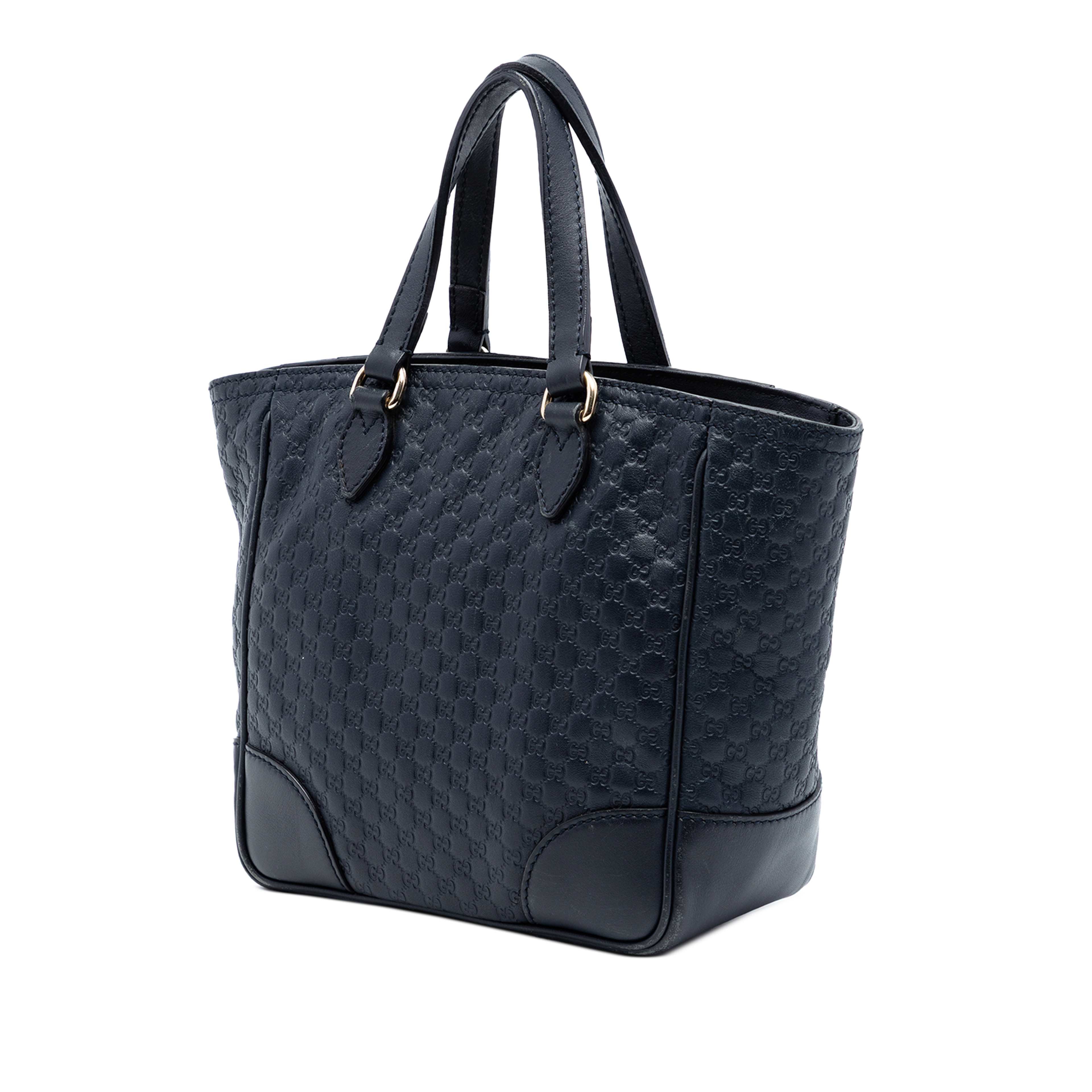 Gucci Small Microguccissima Bree Satchel, från Luxclusif, i färgen navy. Klicka för att öppna bilden i stort format