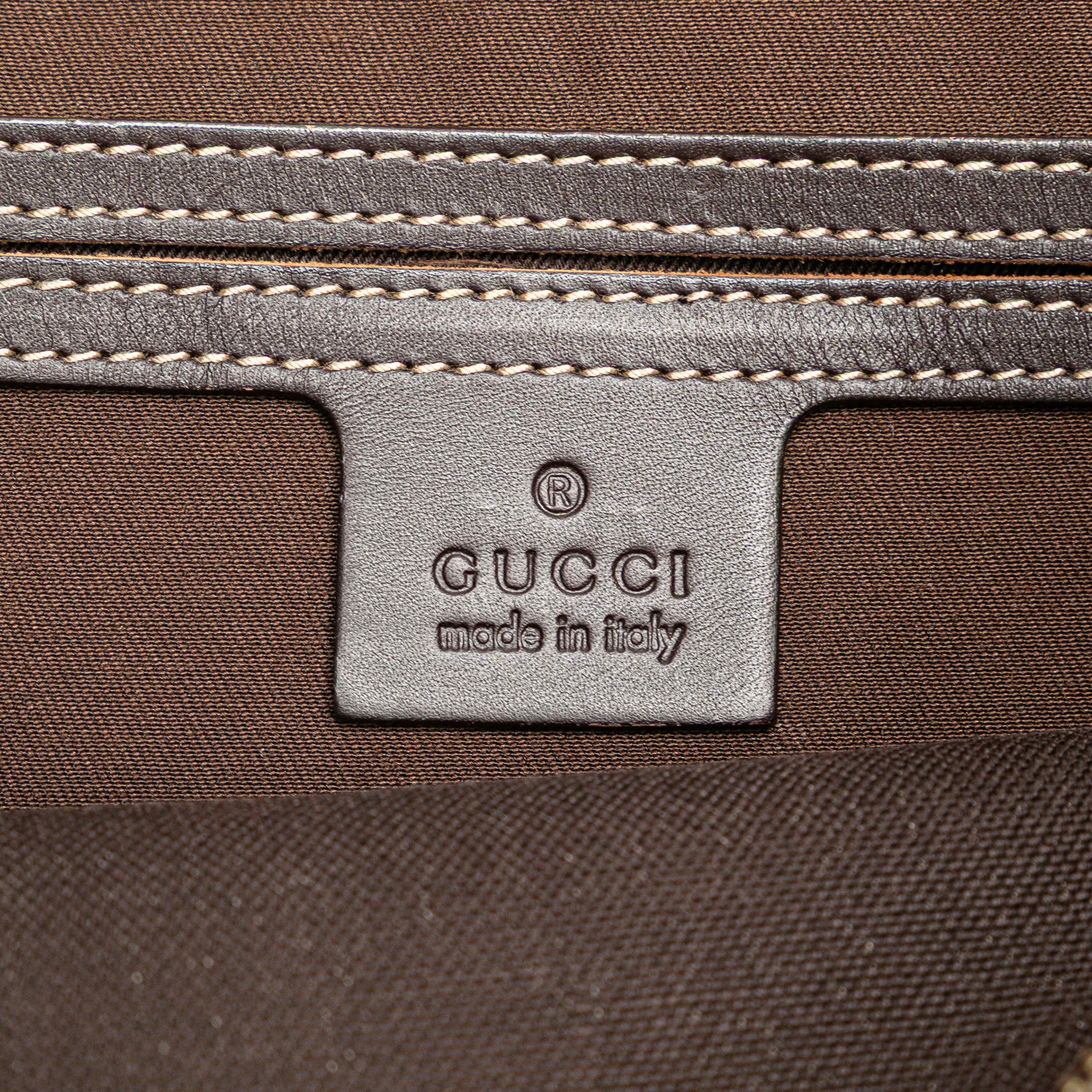 Gucci Gg Supreme Crossbody, från Luxclusif, i färgen brown. Klicka för att öppna bilden i stort format