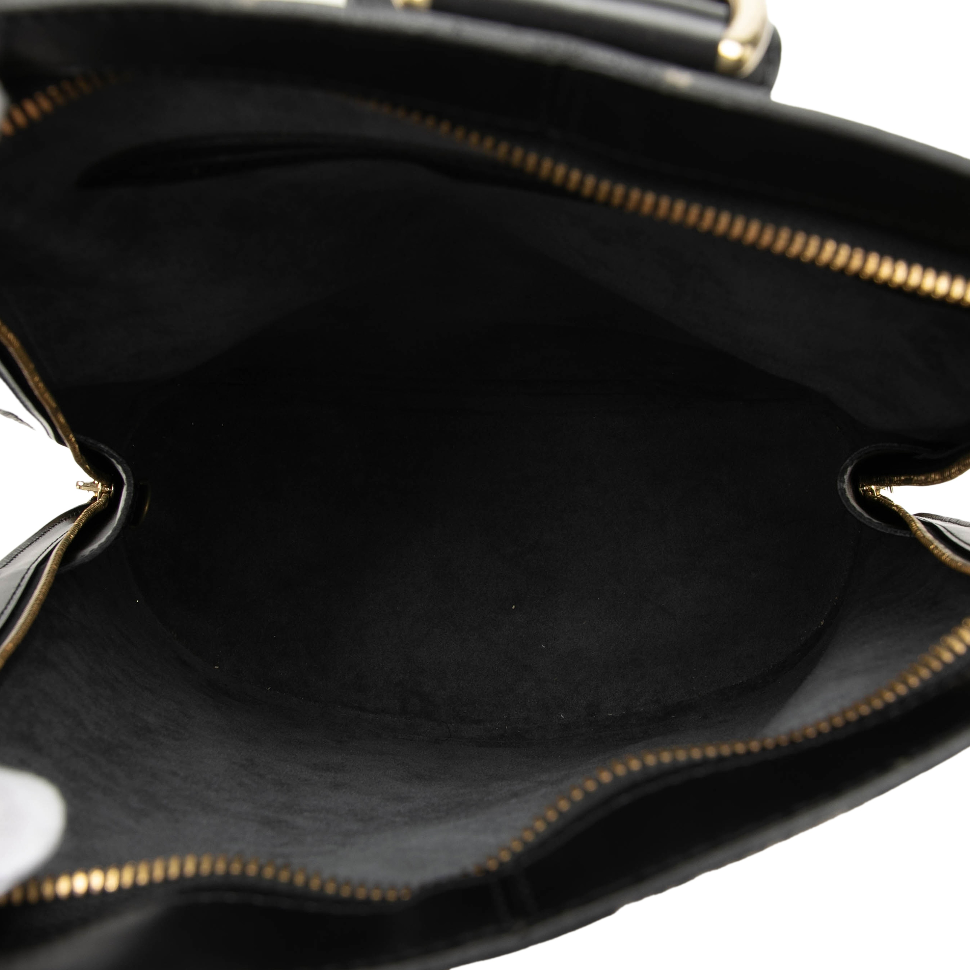 Louis Vuitton Epi Gobelins, från Luxclusif, i färgen svart. Klicka för att öppna bilden i stort format