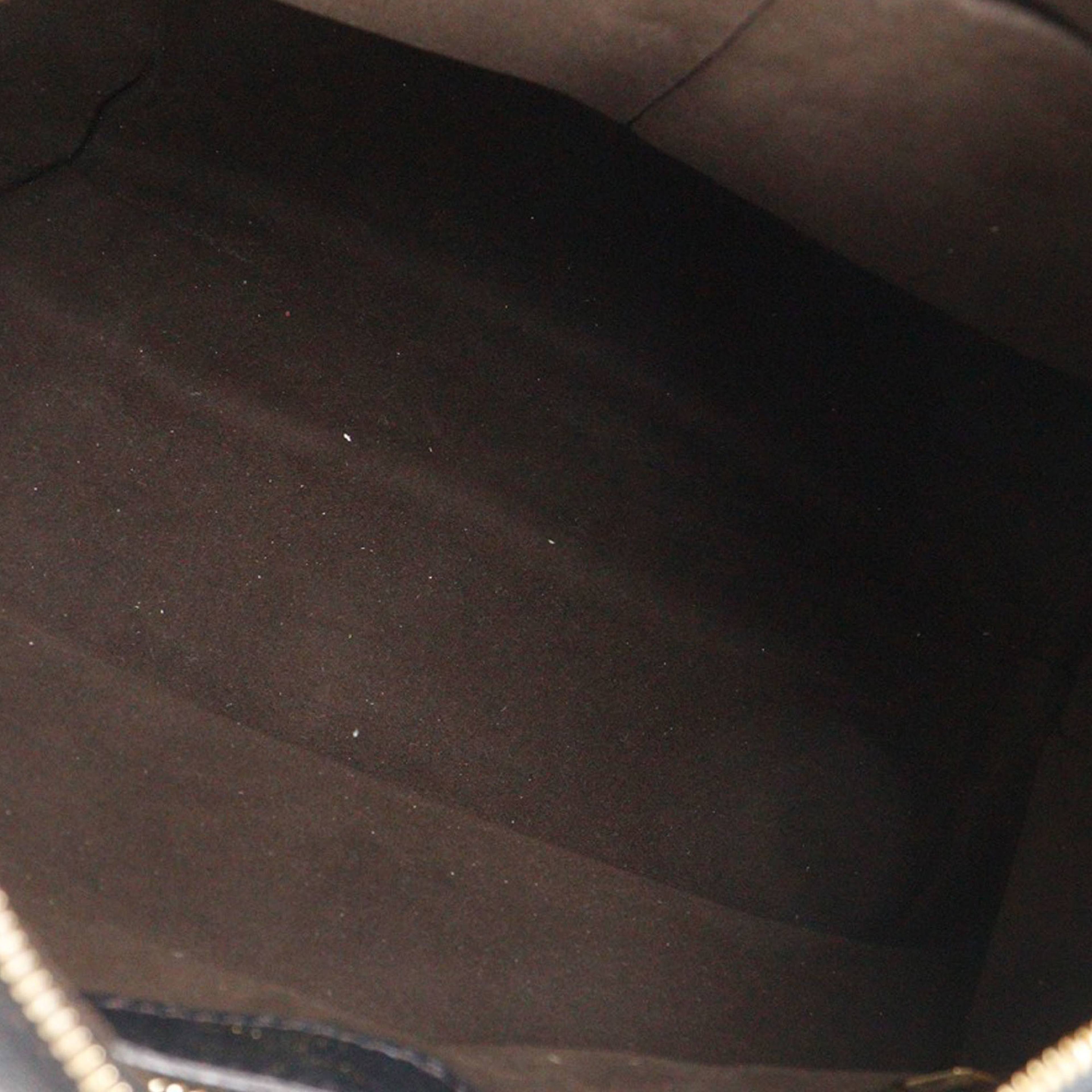 Louis Vuitton Monogram Mahina Selene Mm, från Luxclusif, i färgen black. Klicka för att öppna bilden i stort format