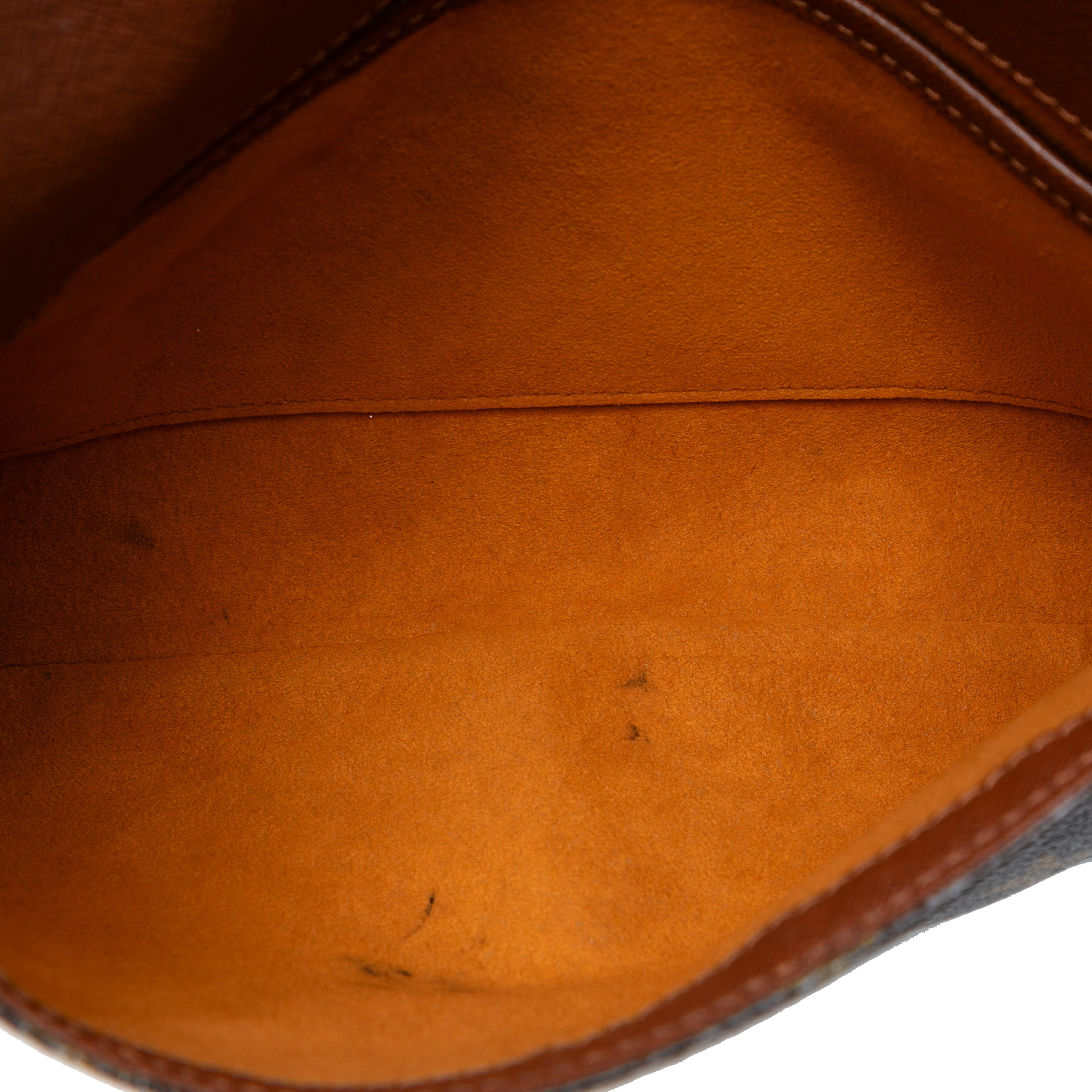 Louis Vuitton Monogram Musette Tango Short Strap, från Luxclusif, i färgen brown. Klicka för att öppna bilden i stort format