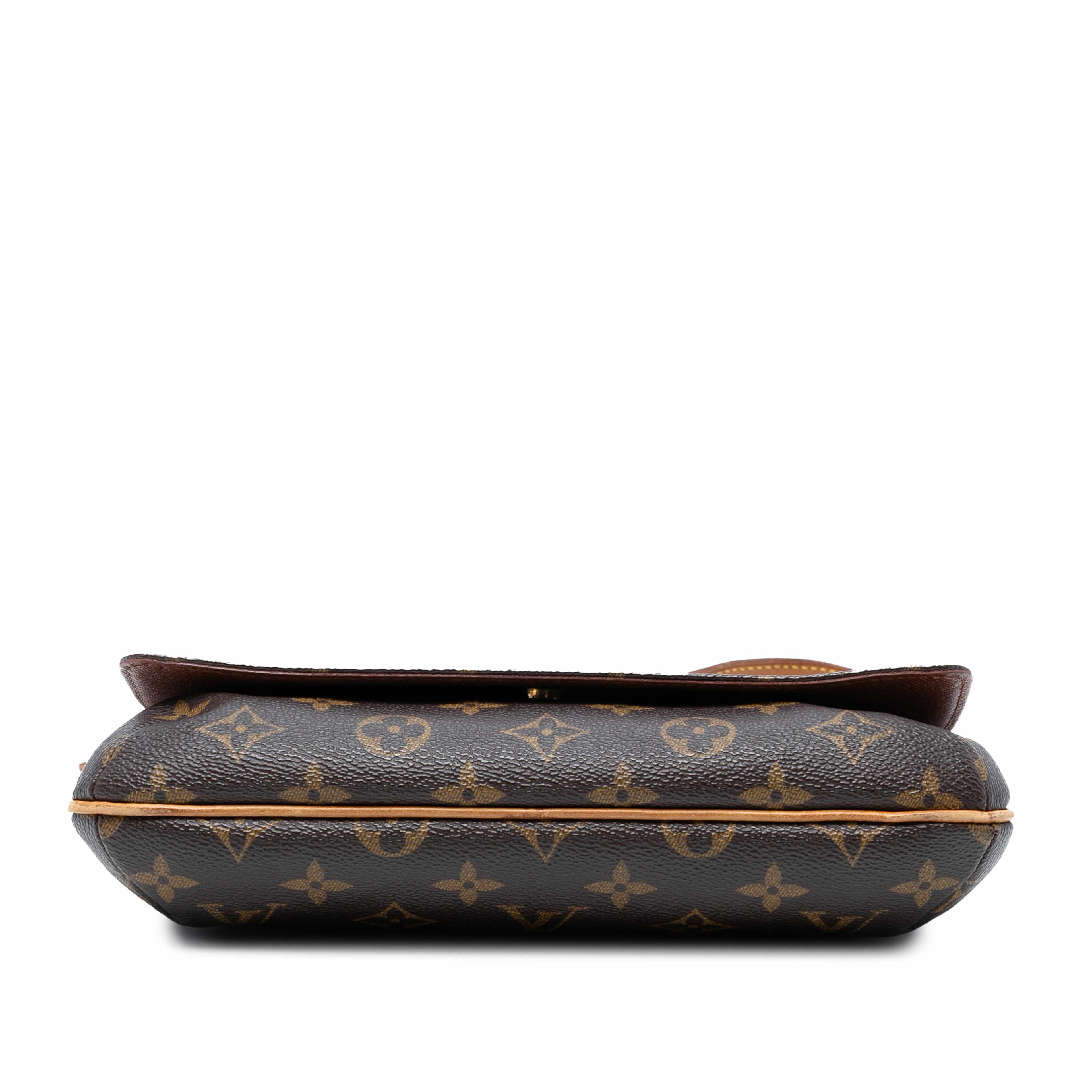 Louis Vuitton Monogram Musette Tango Short Strap, från Luxclusif, i färgen brown. Klicka för att öppna bilden i stort format