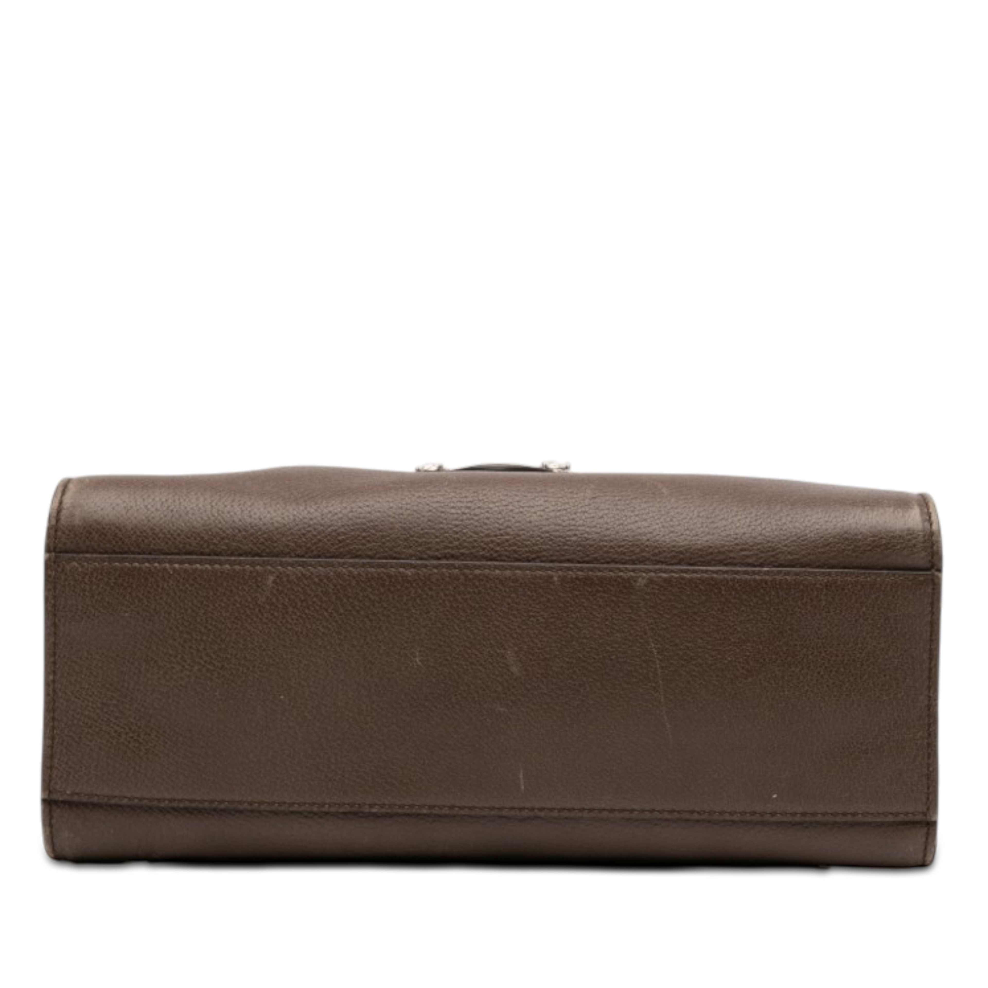 Gucci Medium Calfskin Linea Totem Satchel, från Luxclusif, i färgen dark brown. Klicka för att öppna bilden i stort format