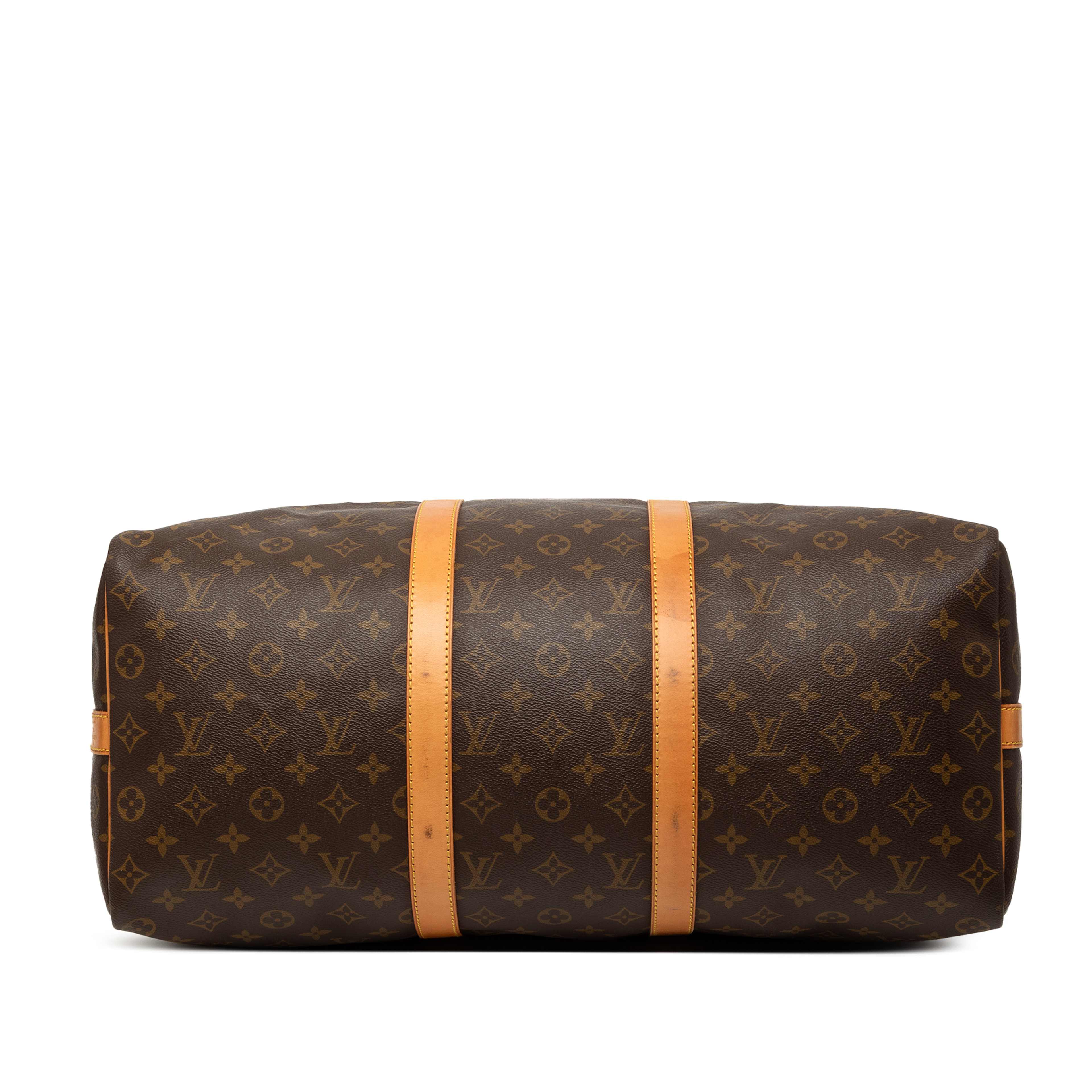 Louis Vuitton Monogram Keepall Bandouliere 50, från Luxclusif, i färgen brown. Klicka för att öppna bilden i stort format