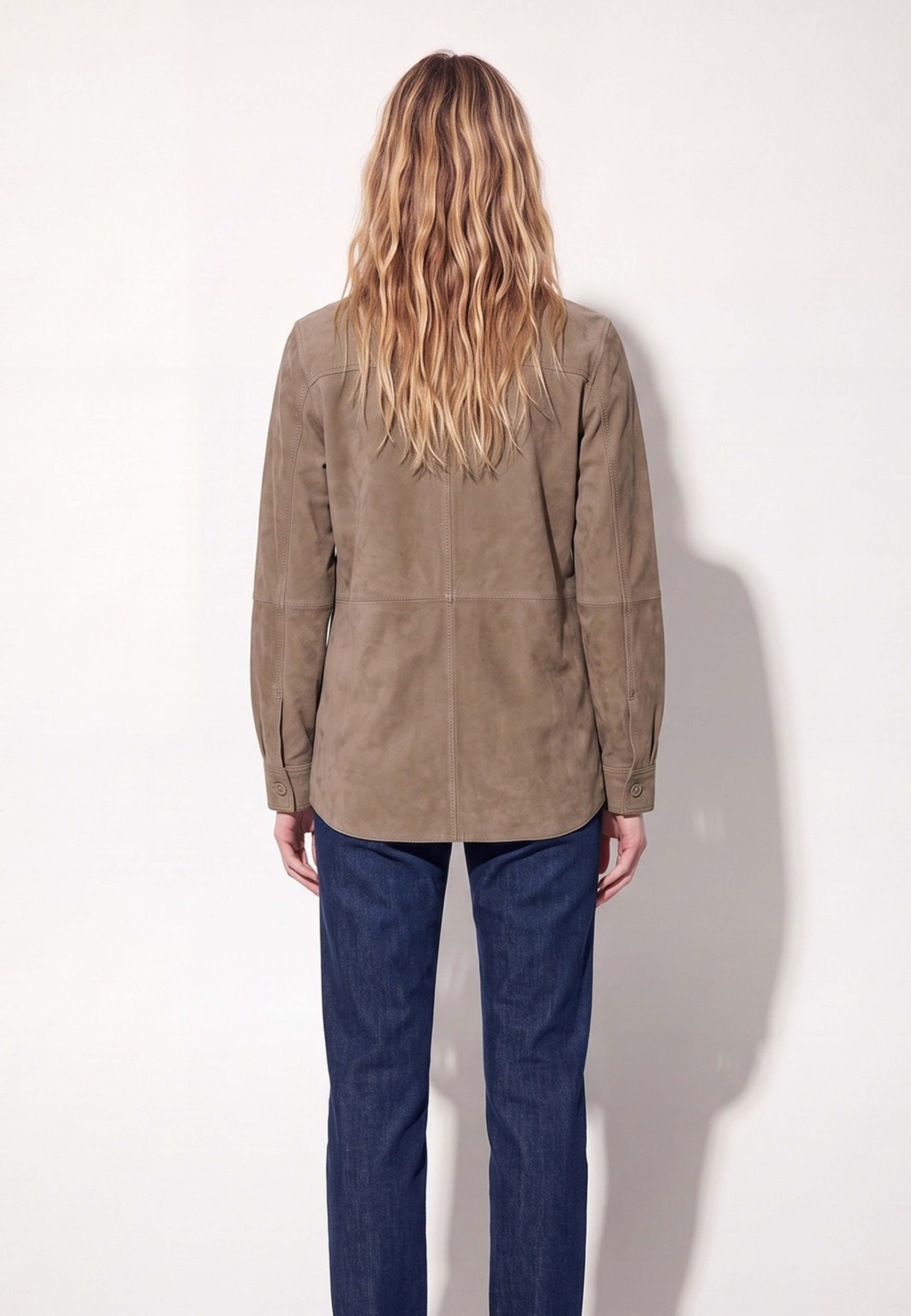 Cassy Shirt Jacket, från ROCKANDBLUE, i färgen mocha cream. Klicka för att öppna bilden i stort format