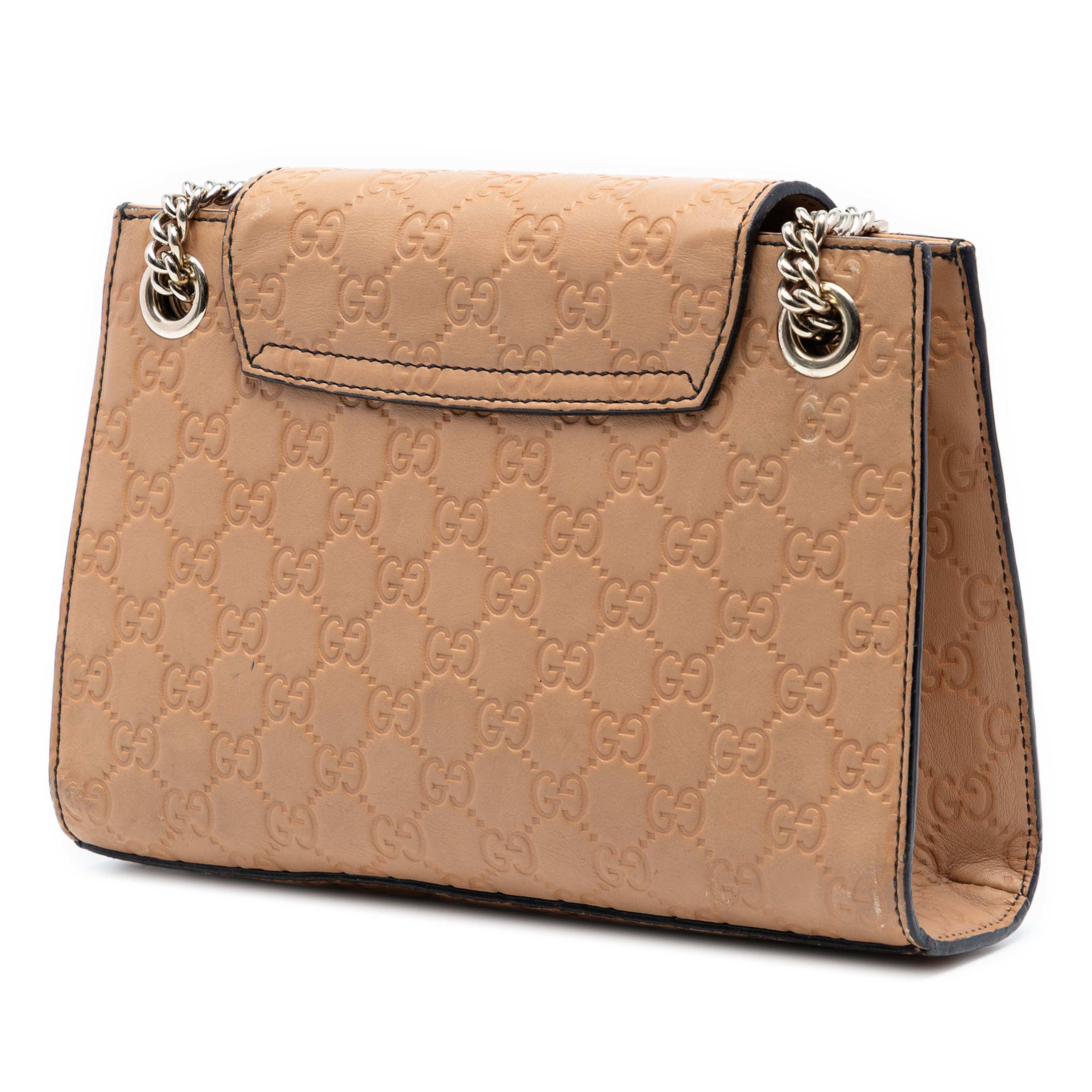 Gucci Small Guccissima Emily Shoulder Bag, från Luxclusif, i färgen beige. Klicka för att öppna bilden i stort format