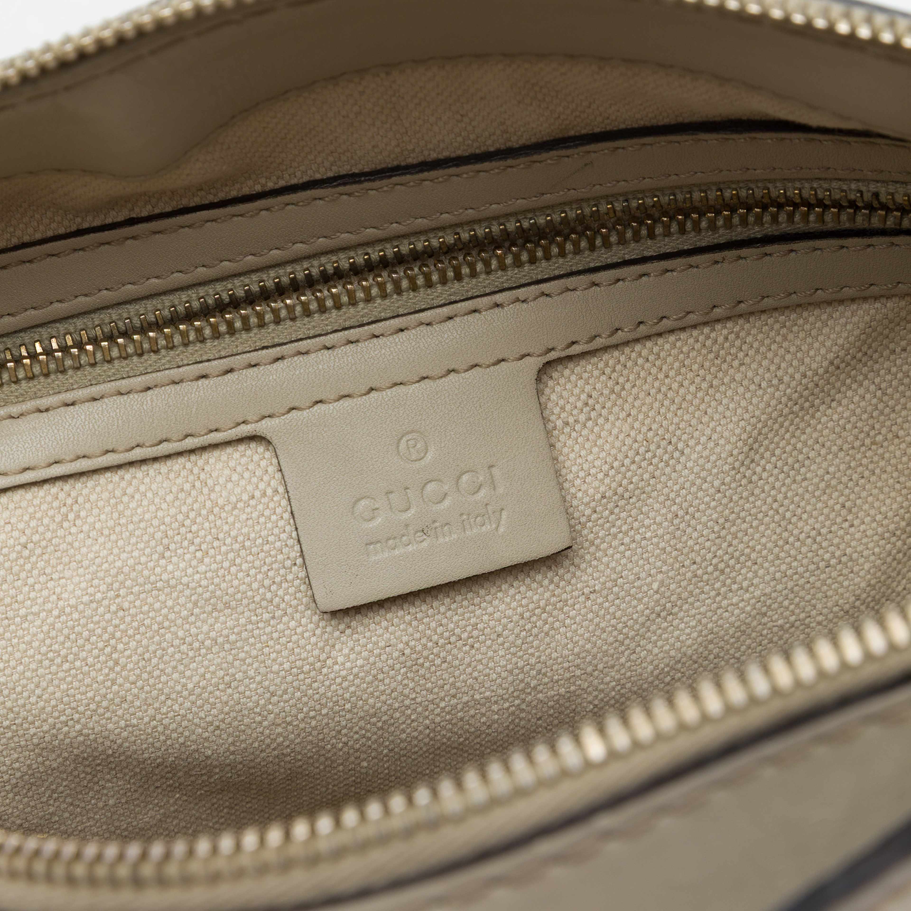 Gucci Gg Canvas Web Mayfair Satchel, från Luxclusif, i färgen vit. Klicka för att öppna bilden i stort format