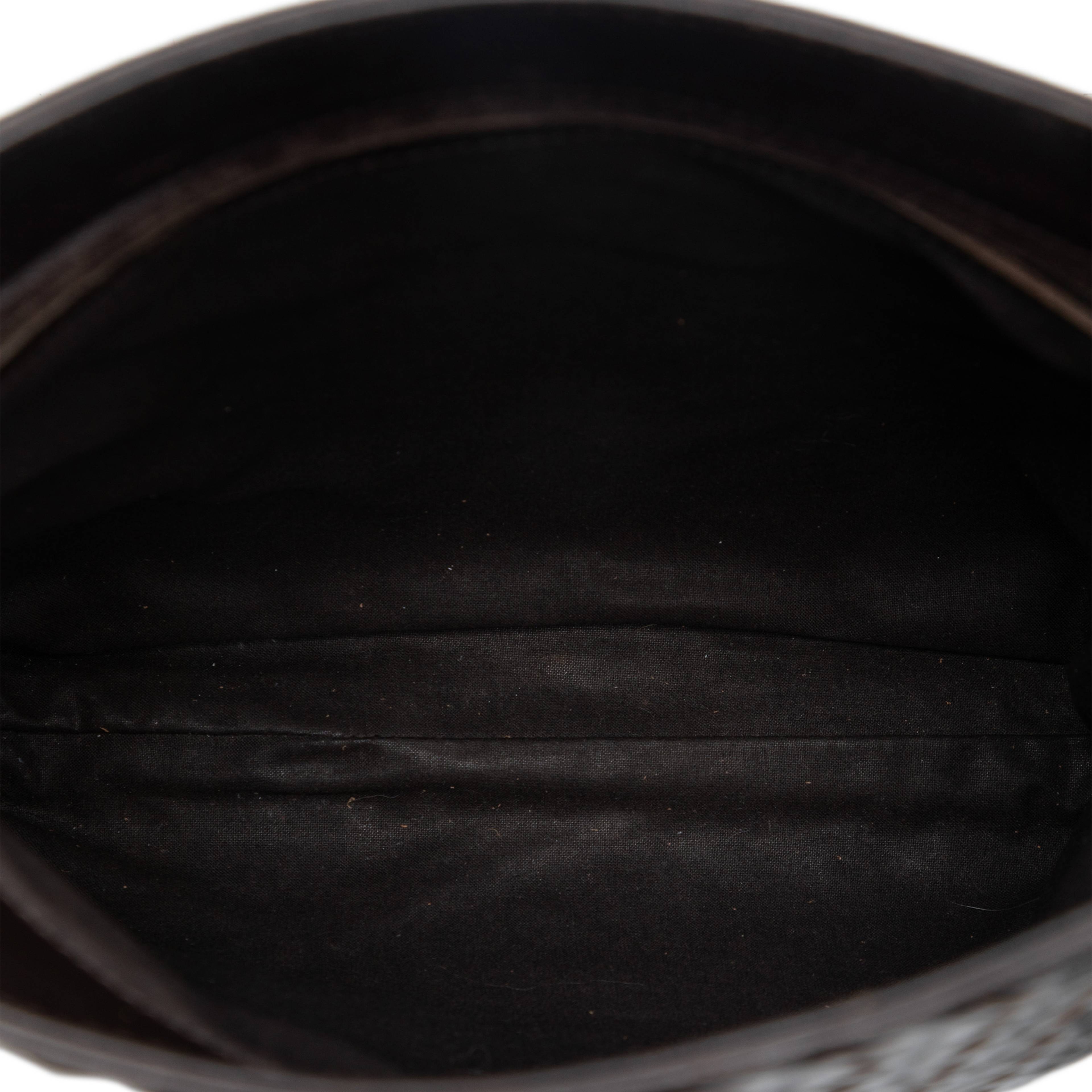 Bottega Veneta Nappa Intrecciato Crossbody, från Luxclusif, i färgen dark brown. Klicka för att öppna bilden i stort format
