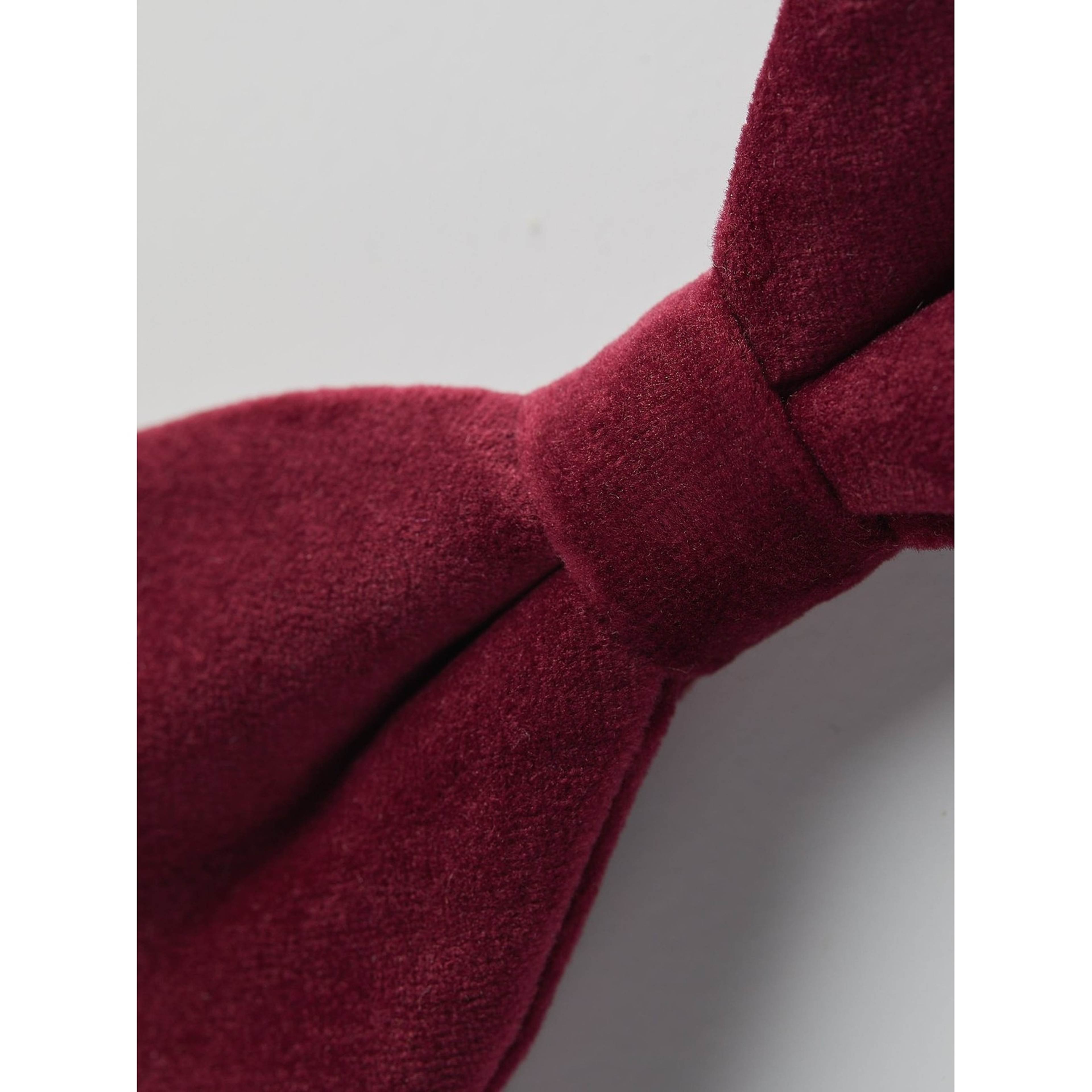 Pre Tied Velvet Bow Tie
