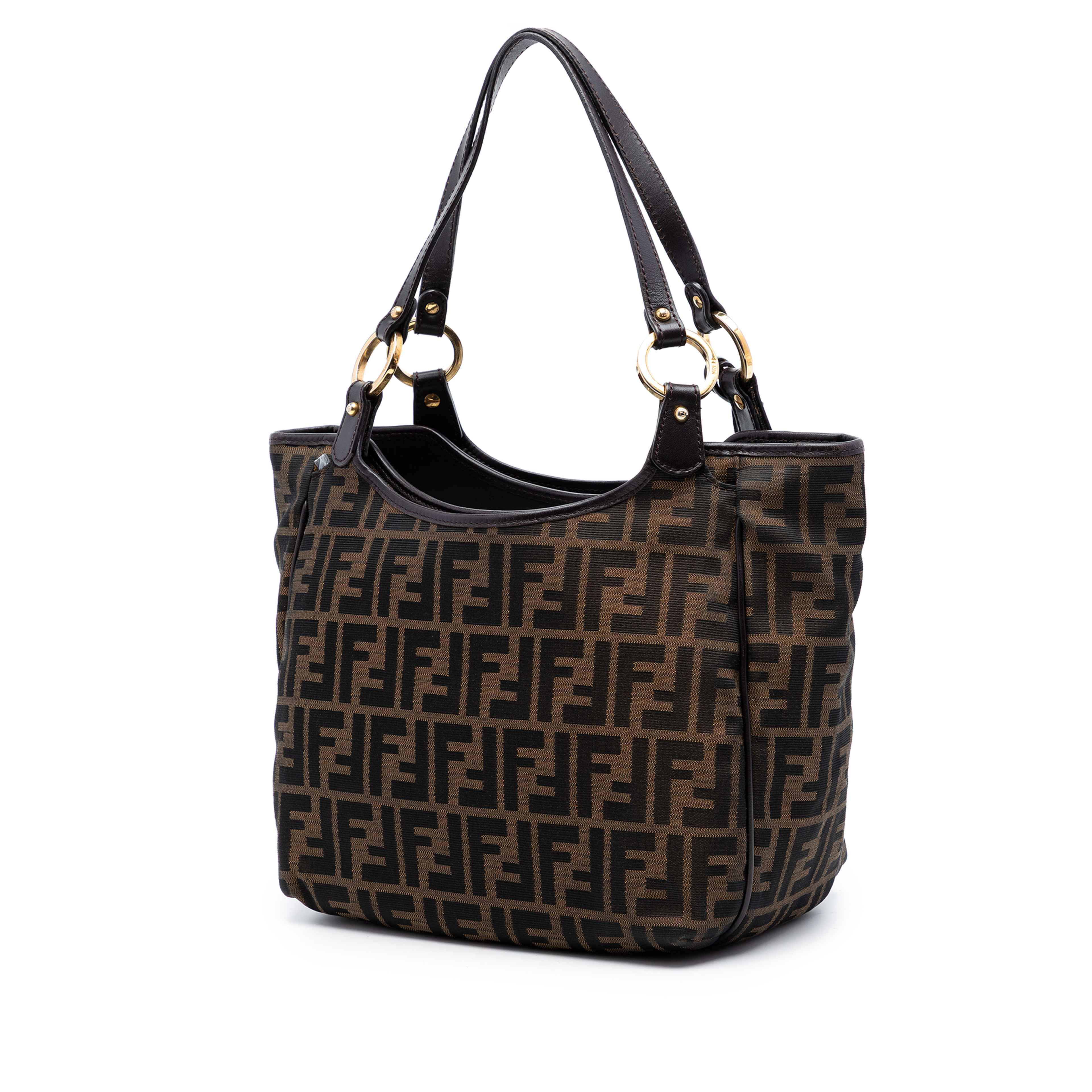 Fendi Zucca Canvas Chef Tote, från Luxclusif, i färgen brun. Klicka för att öppna bilden i stort format