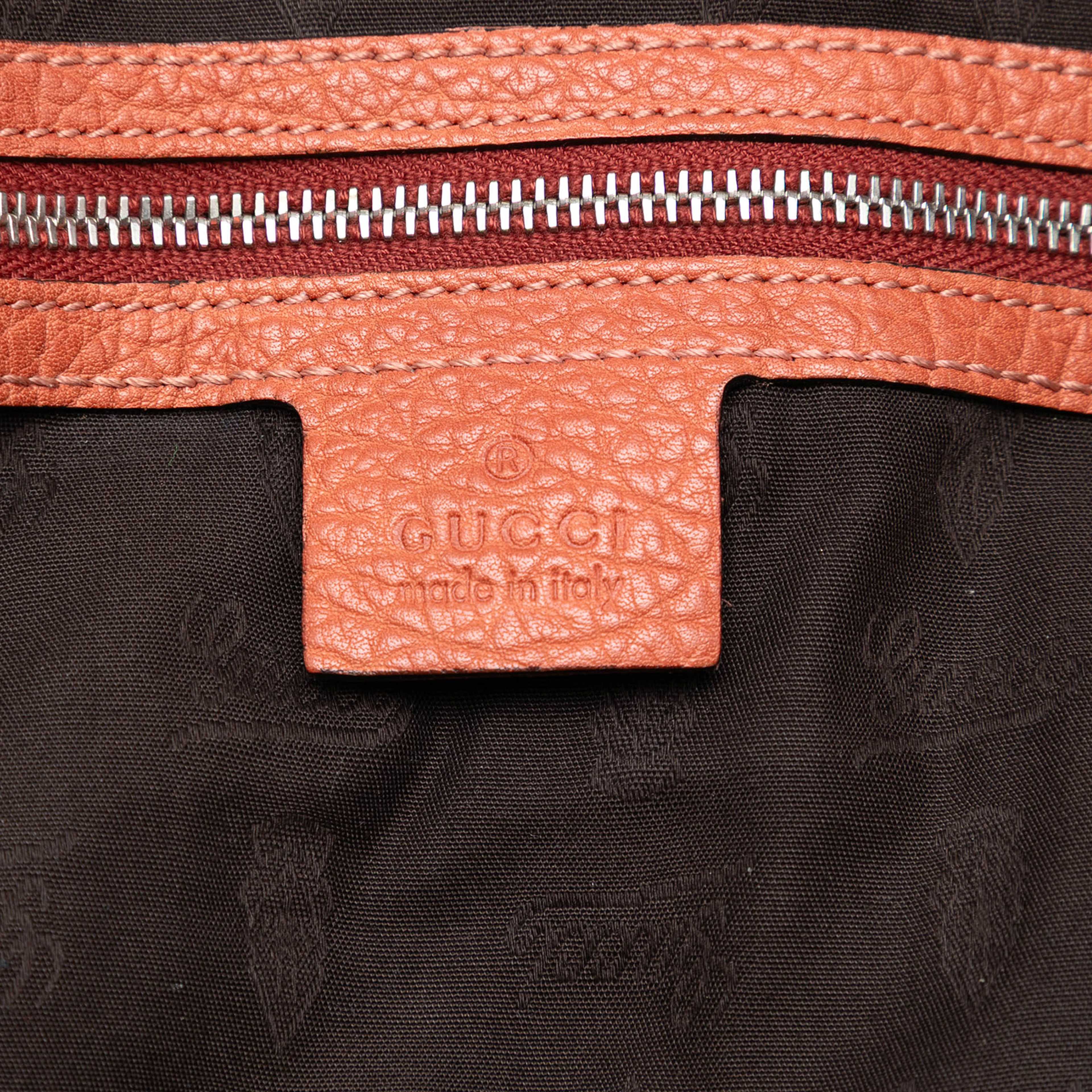 Gucci Medium Leather Bamboo Bar Tote, från Luxclusif, i färgen orange. Klicka för att öppna bilden i stort format