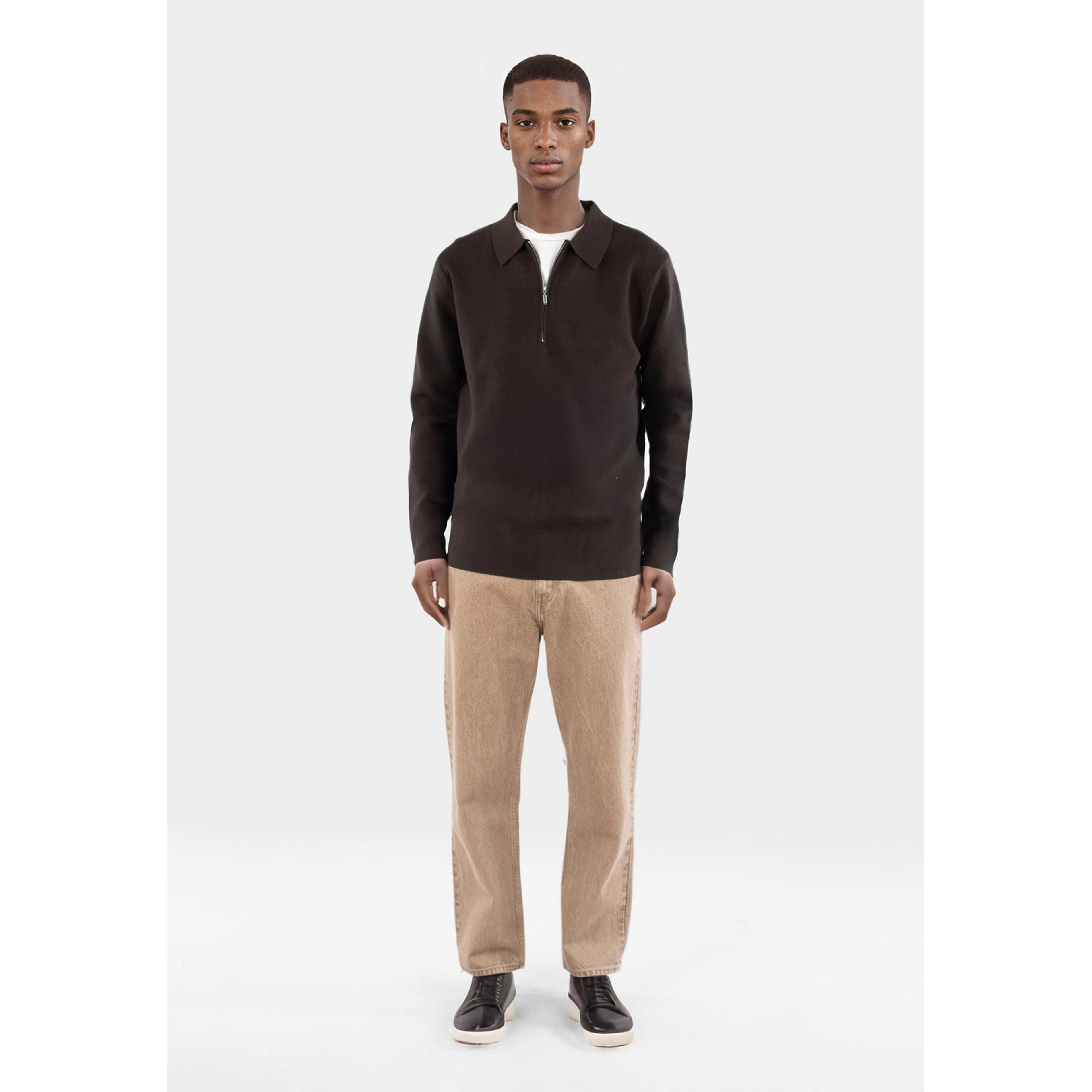 Caleb Knitted Half Zip, från Ciszere, i färgen java. Klicka för att öppna bilden i stort format