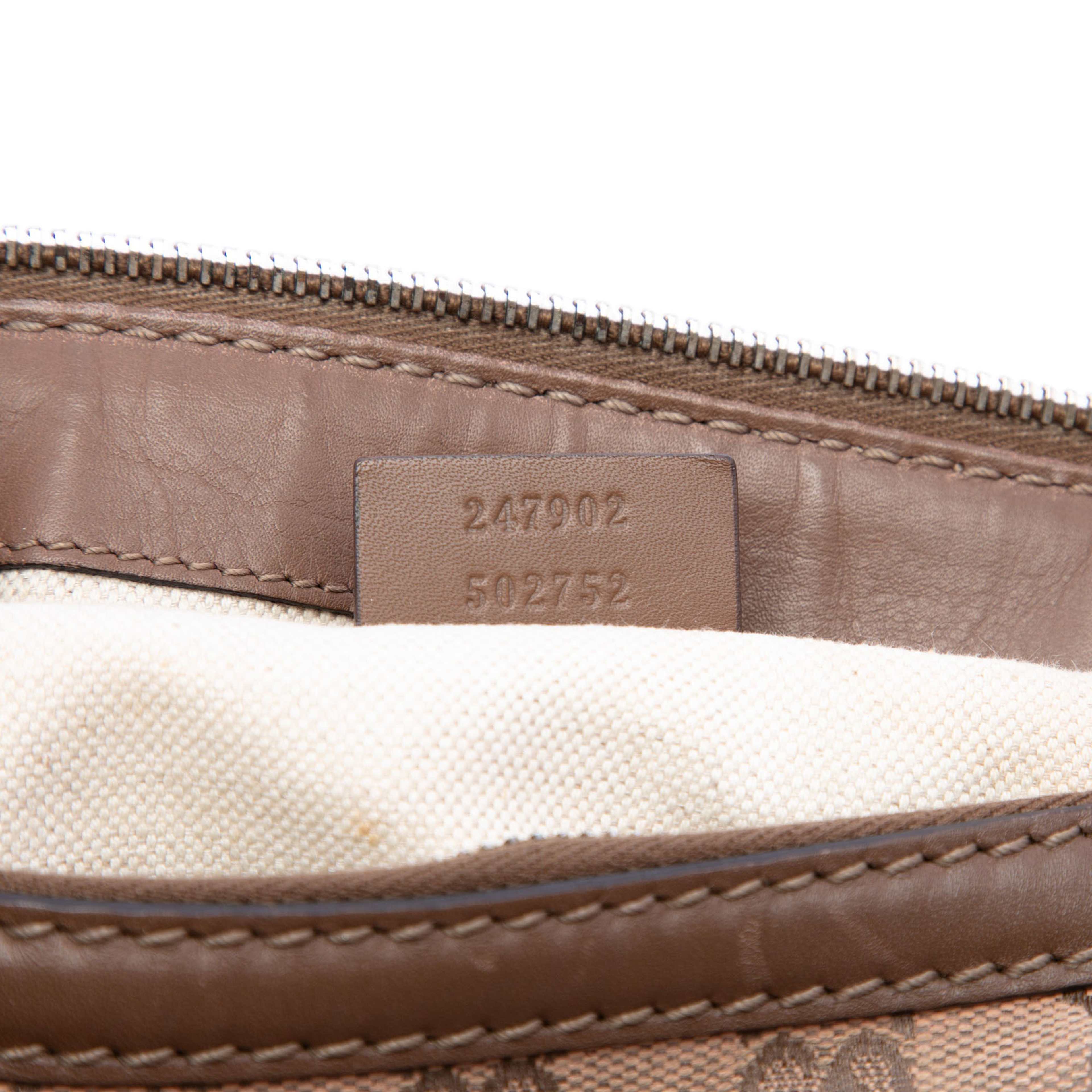 Gucci Gg Canvas Sukey Satchel, från Luxclusif, i färgen beige. Klicka för att öppna bilden i stort format