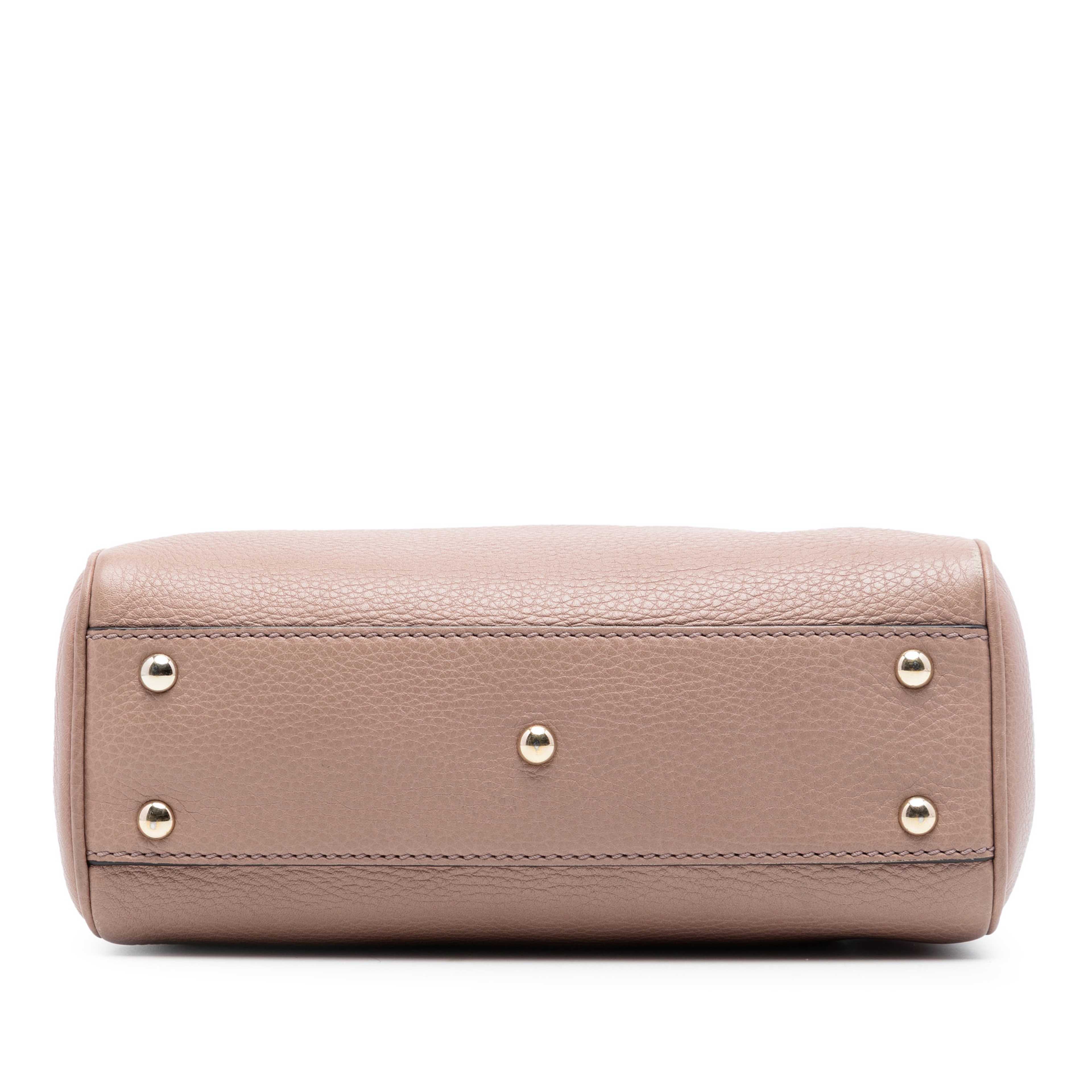 Gucci Mini Calfskin Bamboo Shopper Satchel, från Luxclusif, i färgen pink. Klicka för att öppna bilden i stort format
