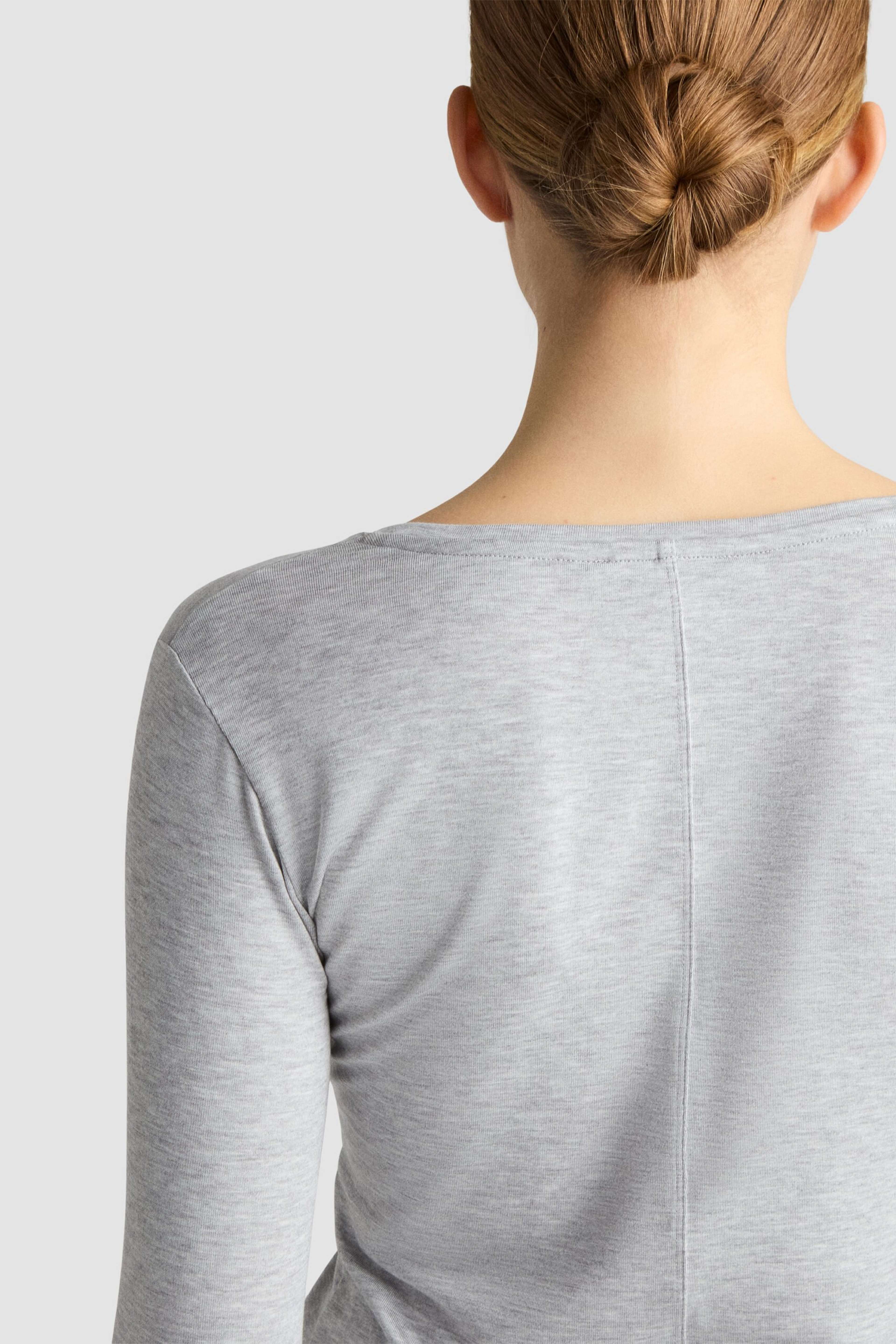 Celon Top - Grey Melange, från Residus, i färgen grey. Klicka för att öppna bilden i stort format