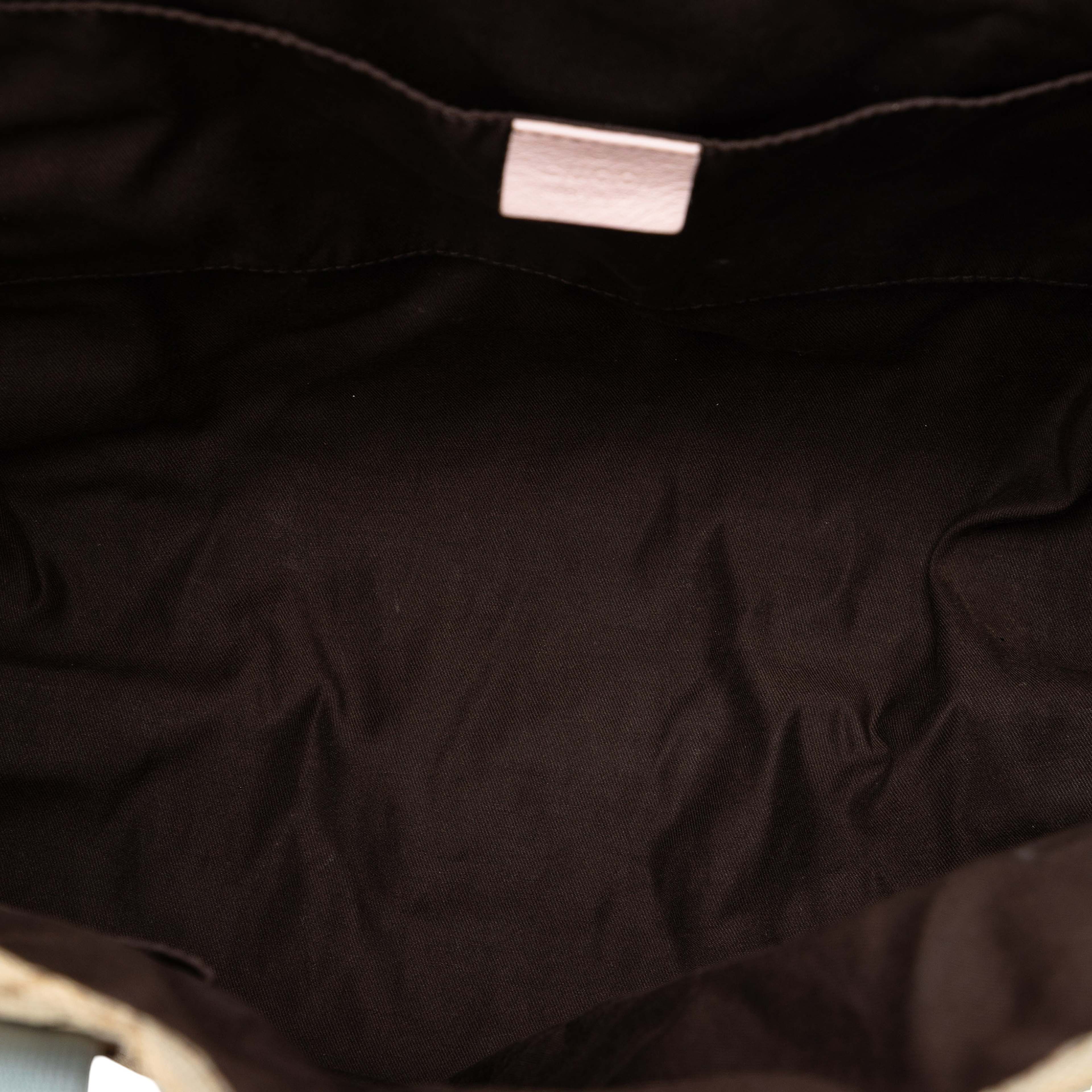 Gucci Gg Canvas Web Tote, från Luxclusif, i färgen beige. Klicka för att öppna bilden i stort format