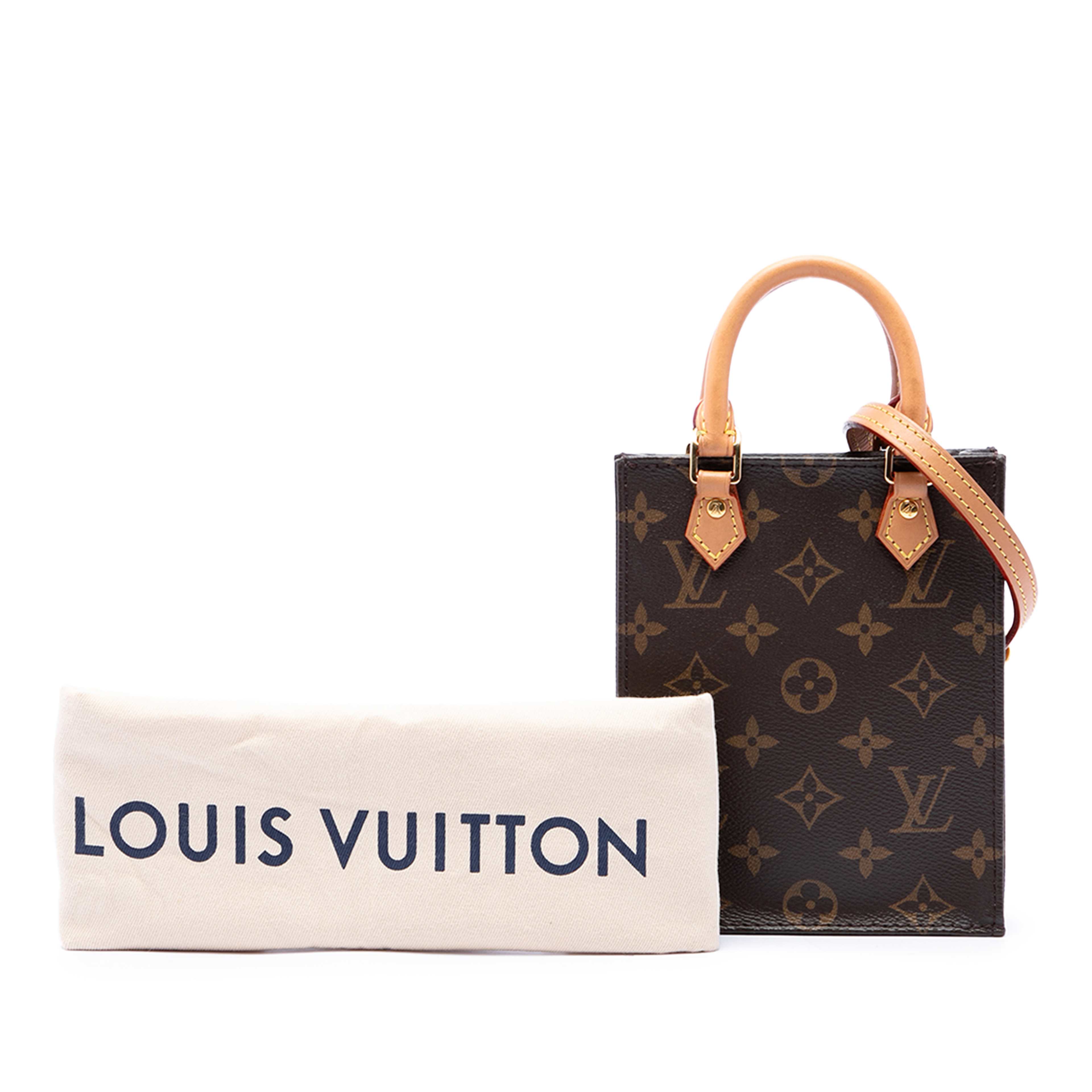 Louis Vuitton Monogram Petit Sac Plat, från Luxclusif, i färgen brun. Klicka för att öppna bilden i stort format