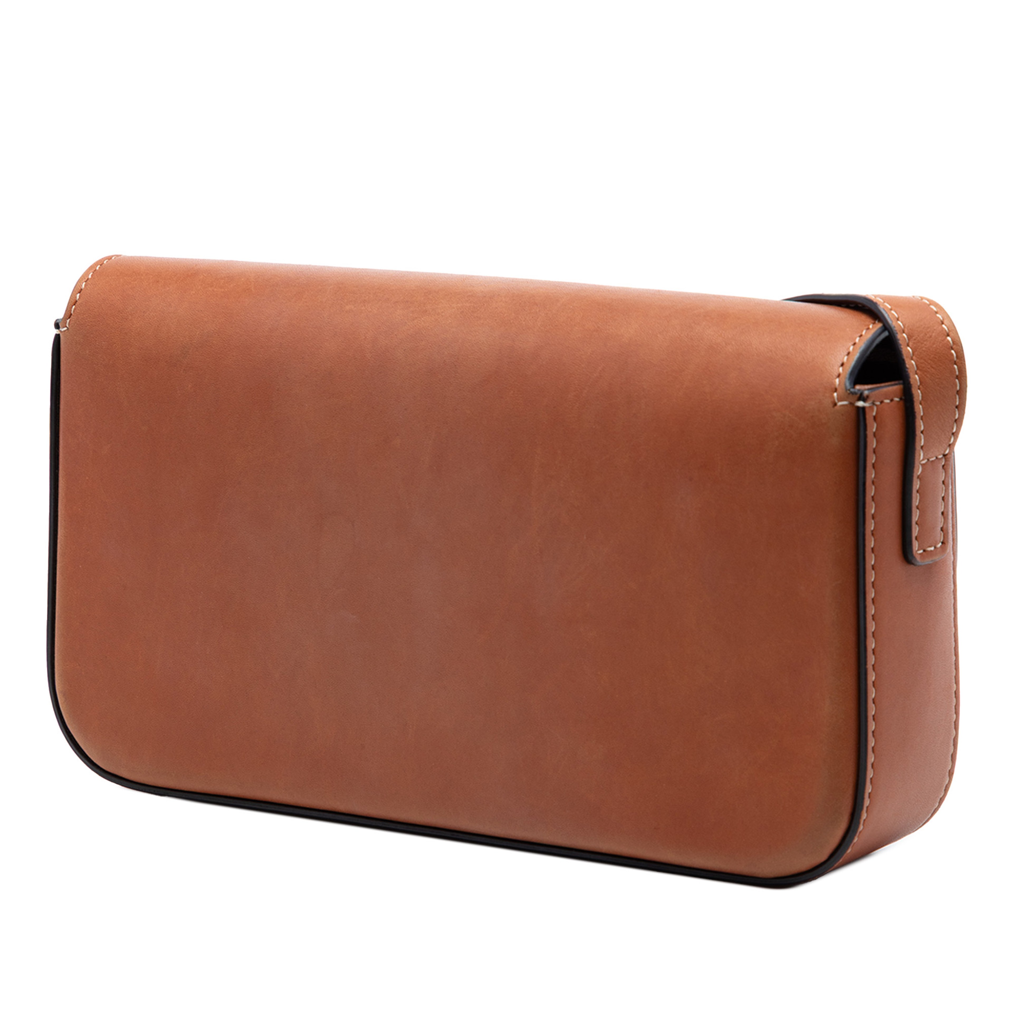 Celine Shiny Calfskin Claude Shoulder Bag, från Luxclusif, i färgen brun. Klicka för att öppna bilden i stort format