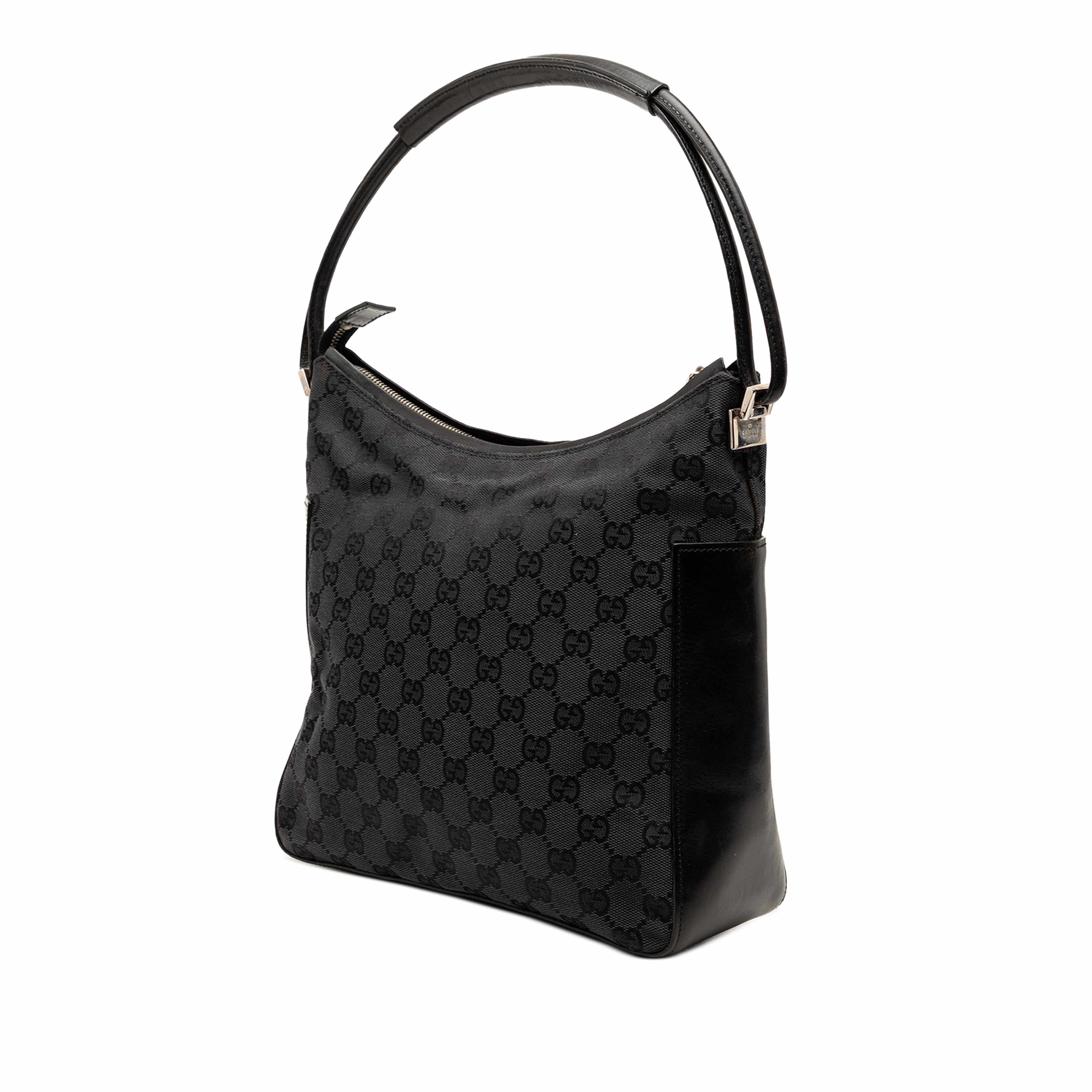 Gucci Gg Canvas Handbag, från Luxclusif, i färgen black. Klicka för att öppna bilden i stort format