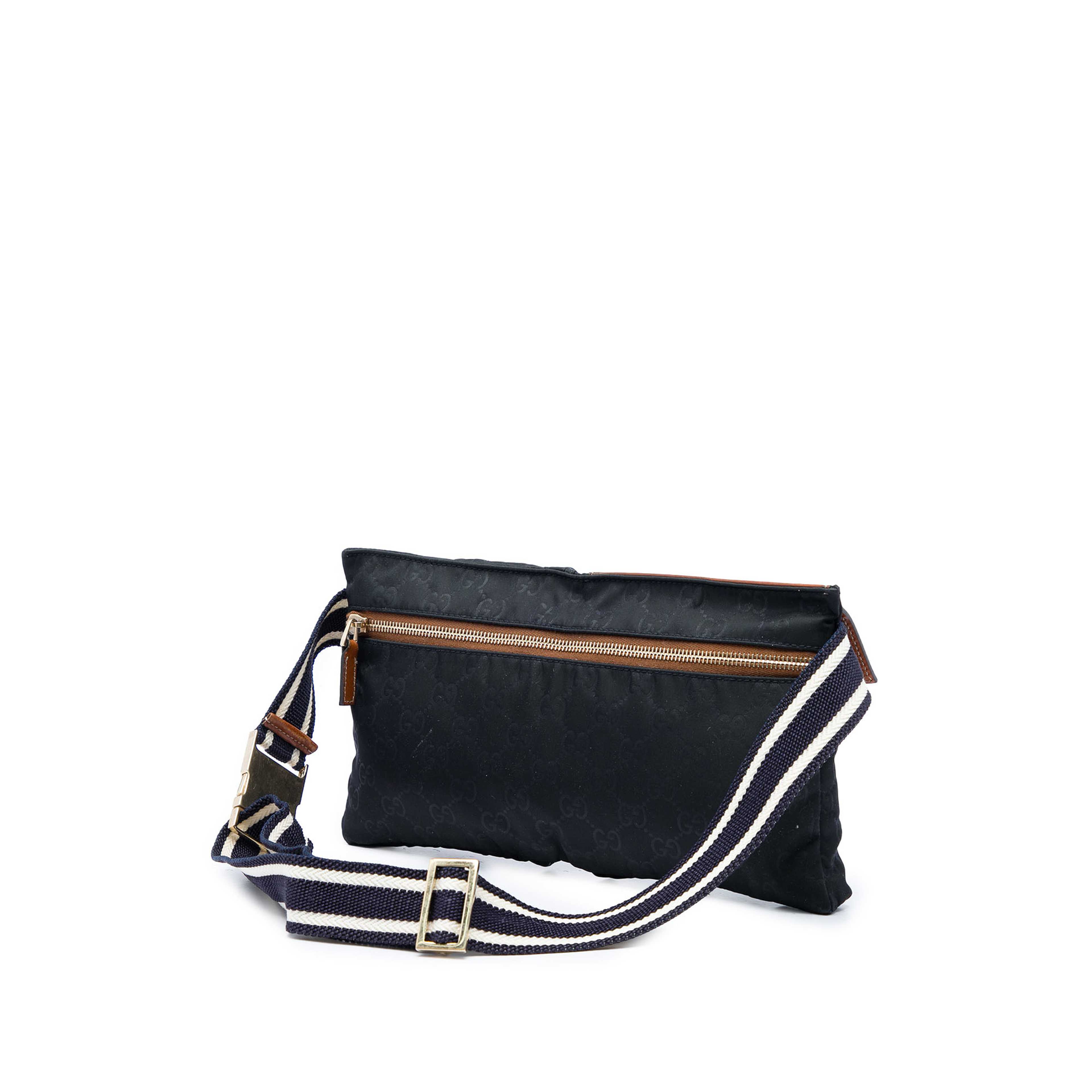 Gucci Gg Nylon Web Double Pocket Belt Bag, från Luxclusif, i färgen svart. Klicka för att öppna bilden i stort format