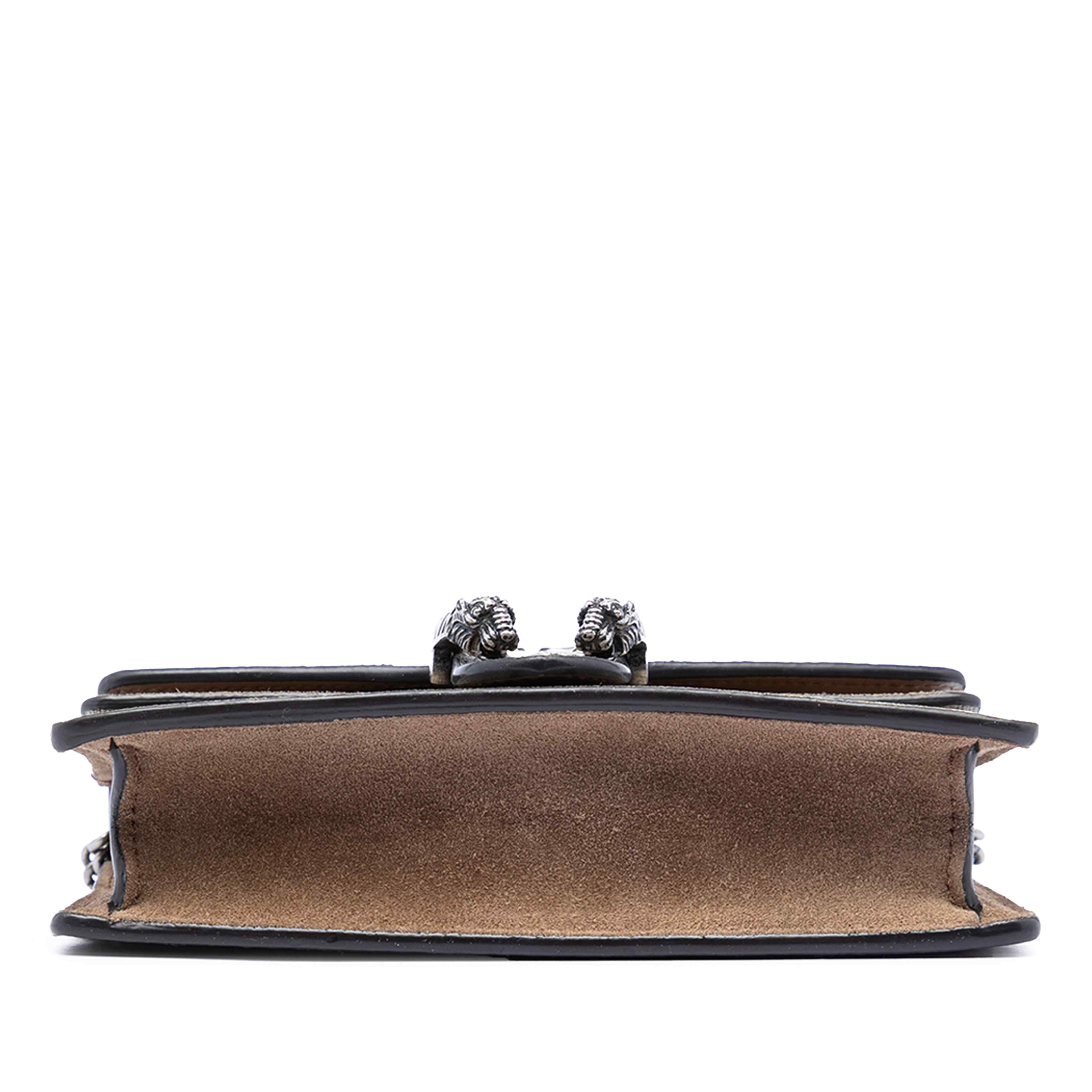 Gucci Mini Gg Supreme Dionysus Crossbody, från Luxclusif, i färgen beige. Klicka för att öppna bilden i stort format