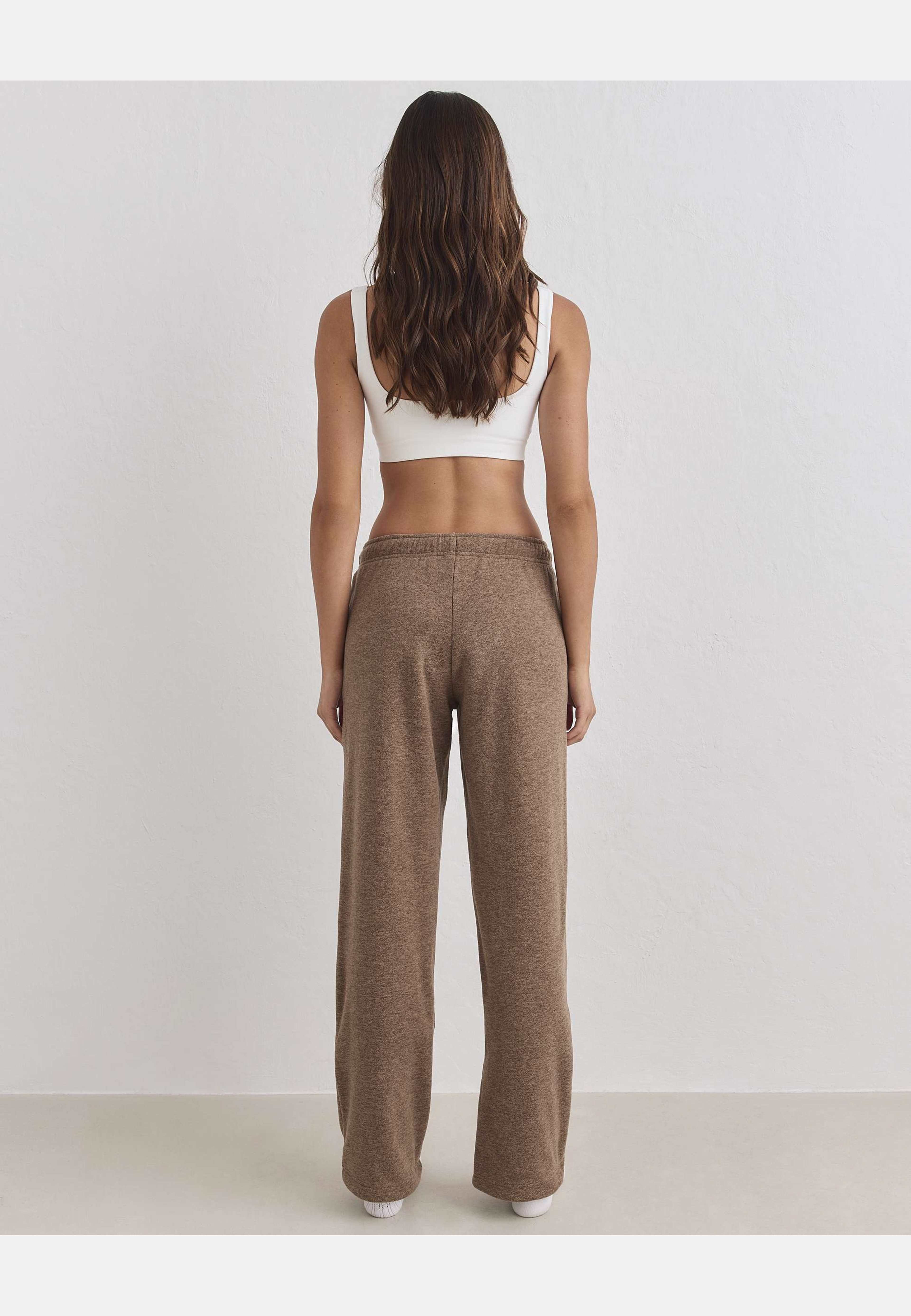 Fleece Pants, från aim'n, i färgen hazelnut. Klicka för att öppna bilden i stort format