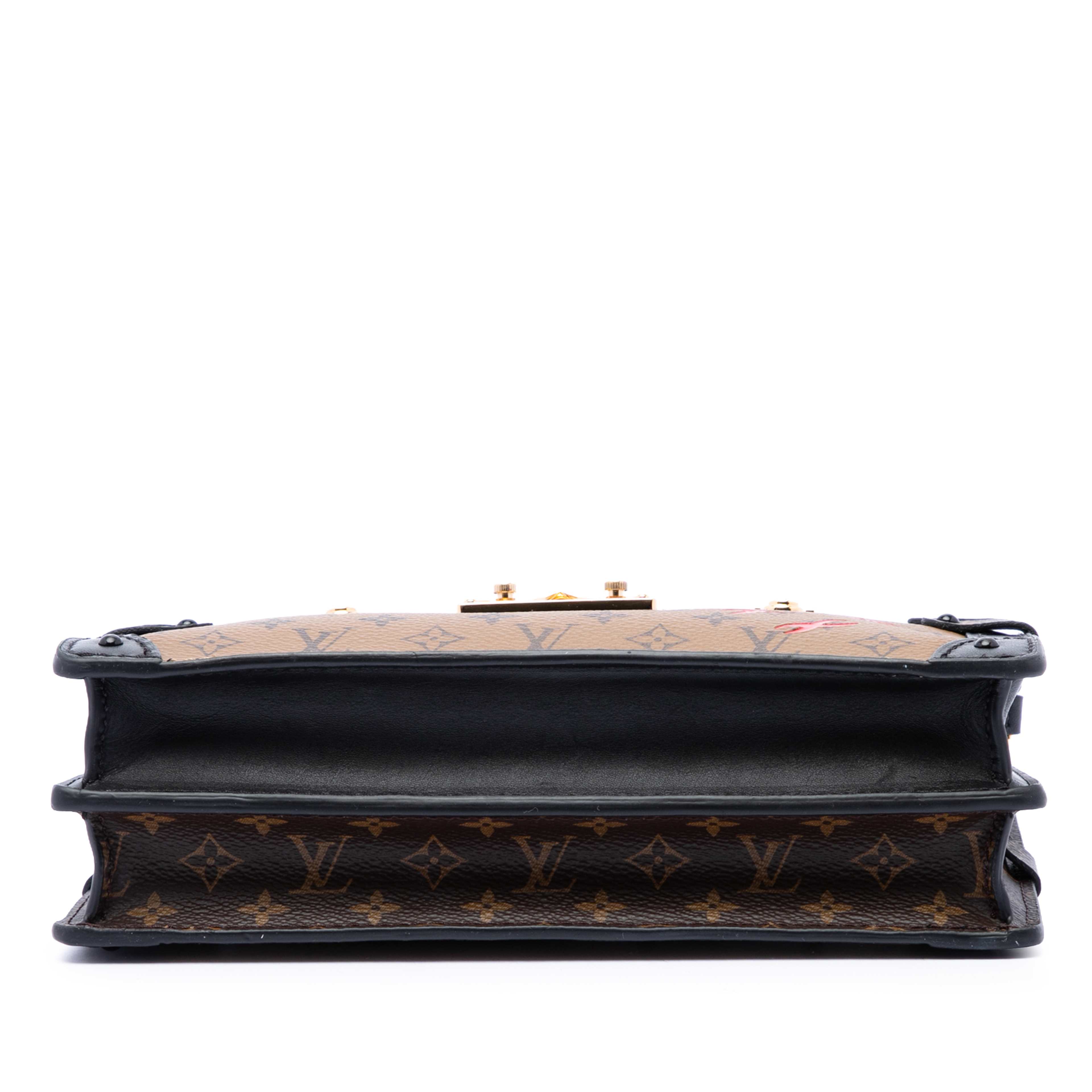 Louis Vuitton Monogram Reverse Trunk Clutch, från Luxclusif, i färgen brun. Klicka för att öppna bilden i stort format