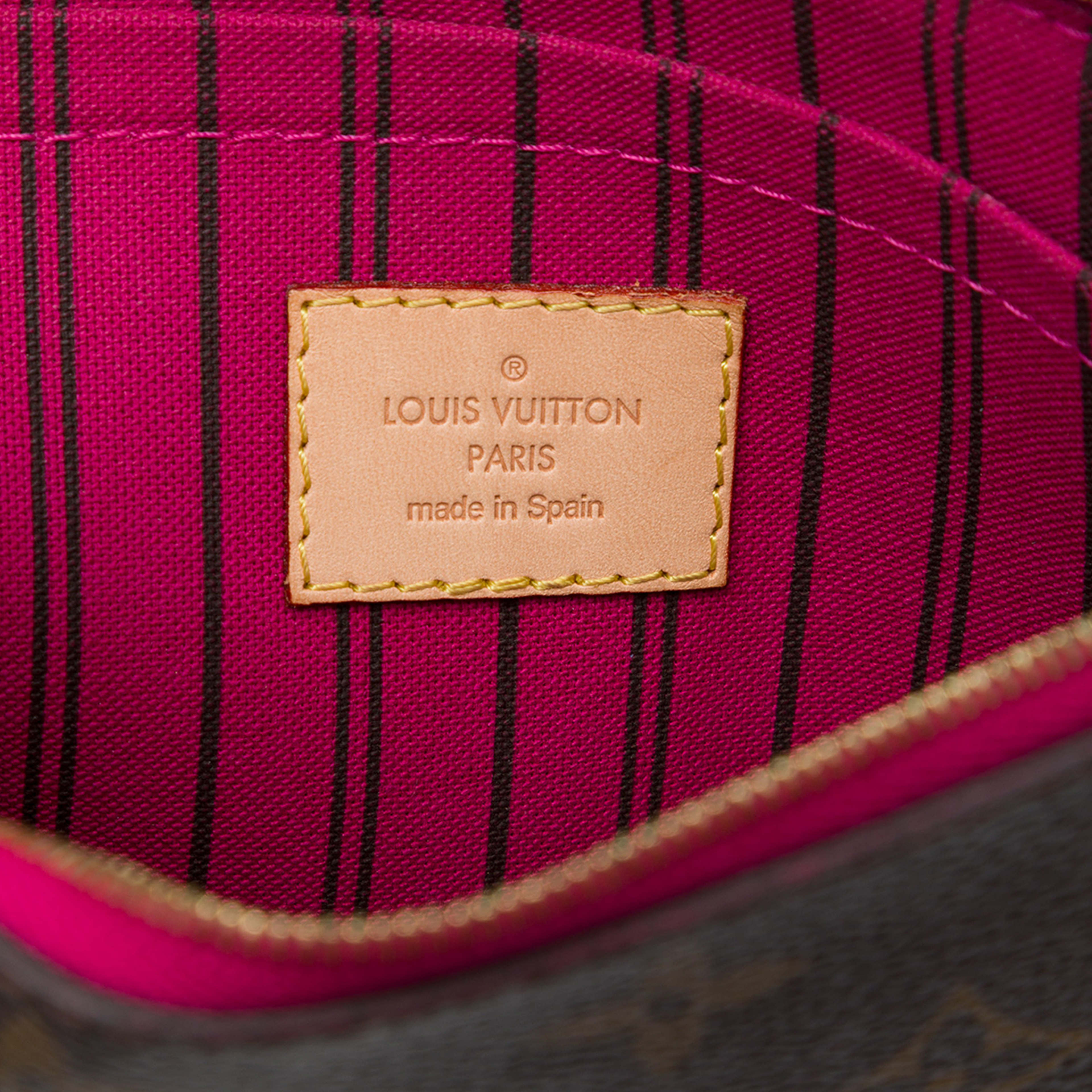 Louis Vuitton Monogram Neverfull Mm Pouch, från Luxclusif, i färgen brun. Klicka för att öppna bilden i stort format