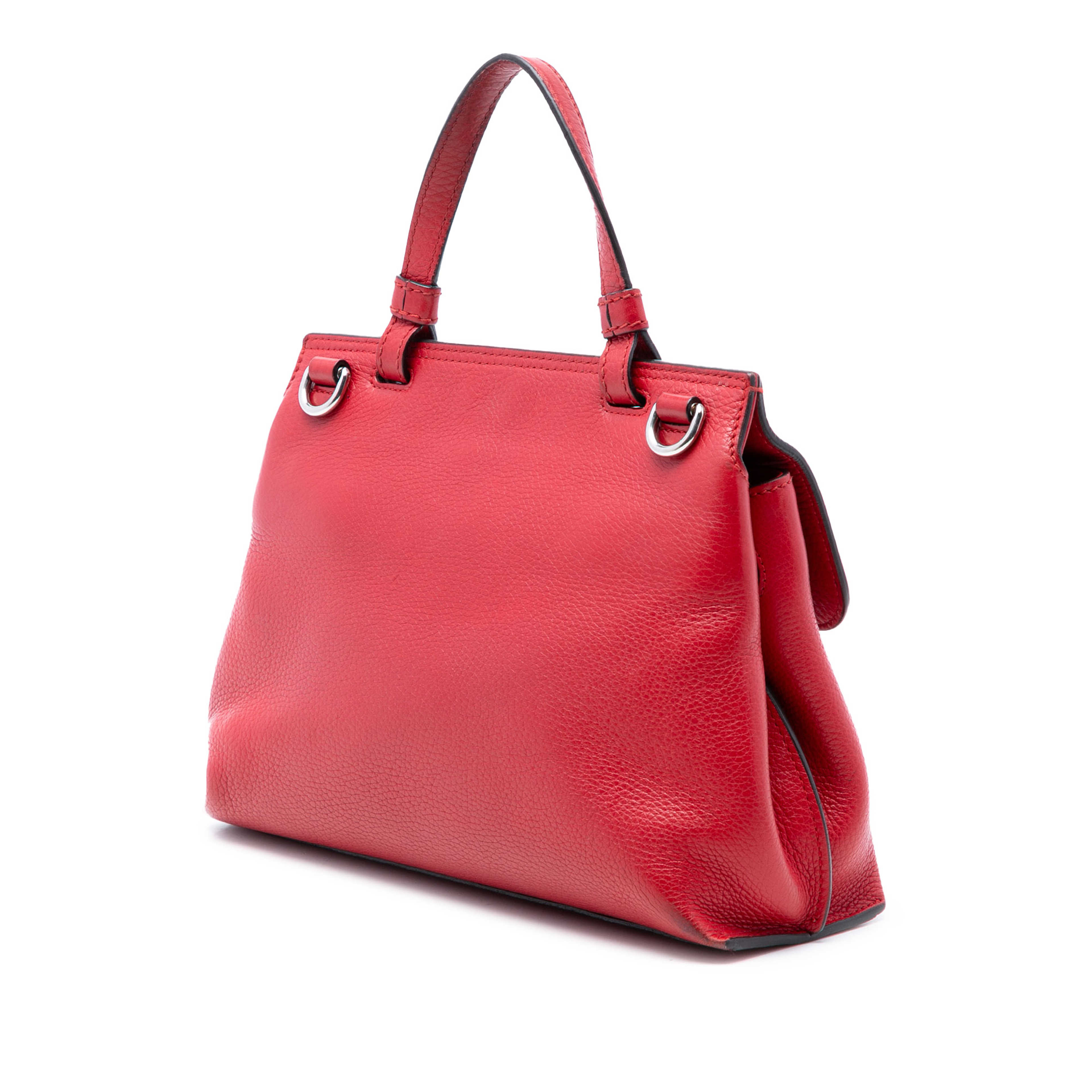Gucci Small Leather Bamboo Daily Satchel, från Luxclusif, i färgen red. Klicka för att öppna bilden i stort format