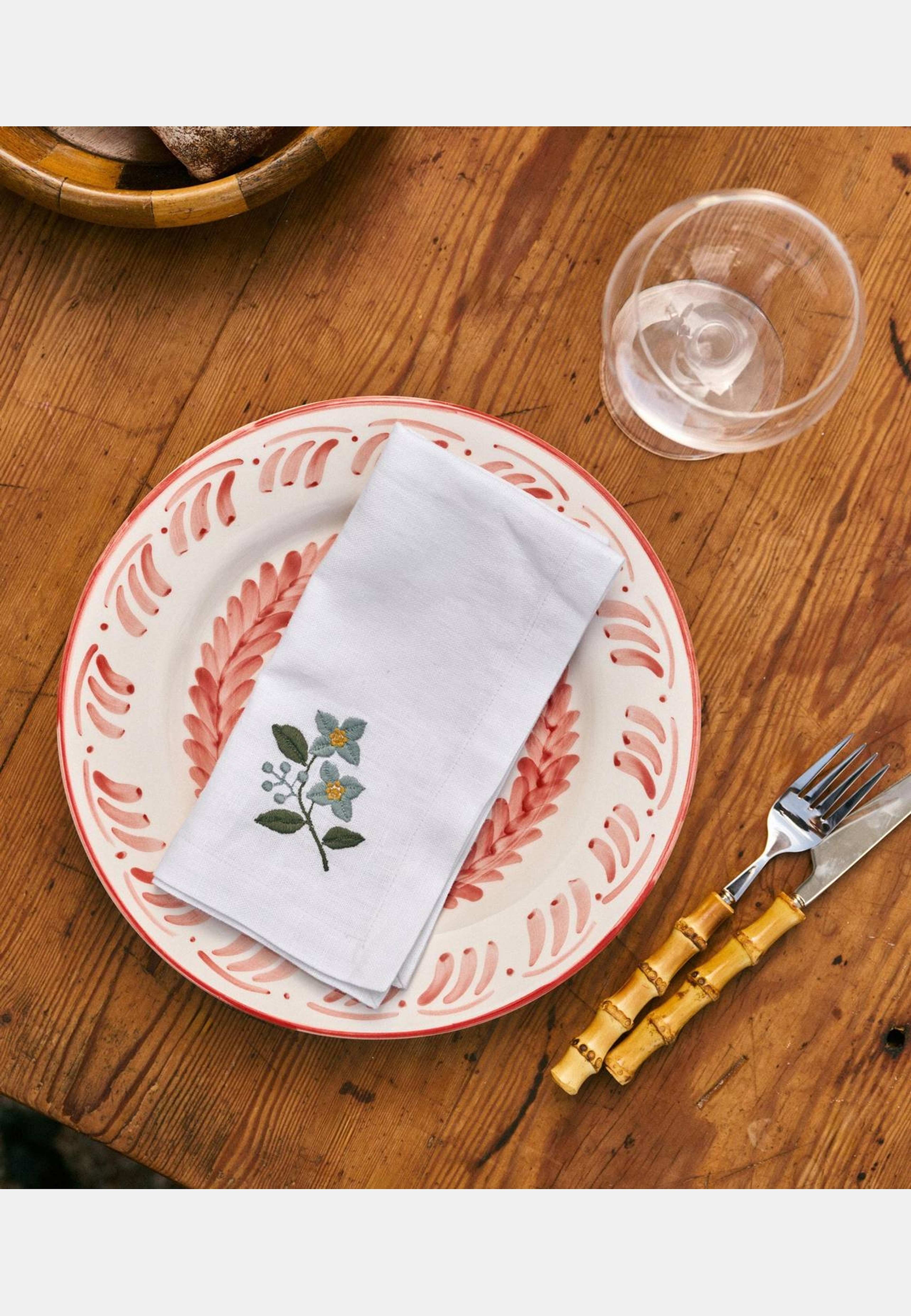 Bouquet Servett - Burgundy 45x45 Cm, från Pick A Poppy, i färgen teal. Klicka för att öppna bilden i stort format