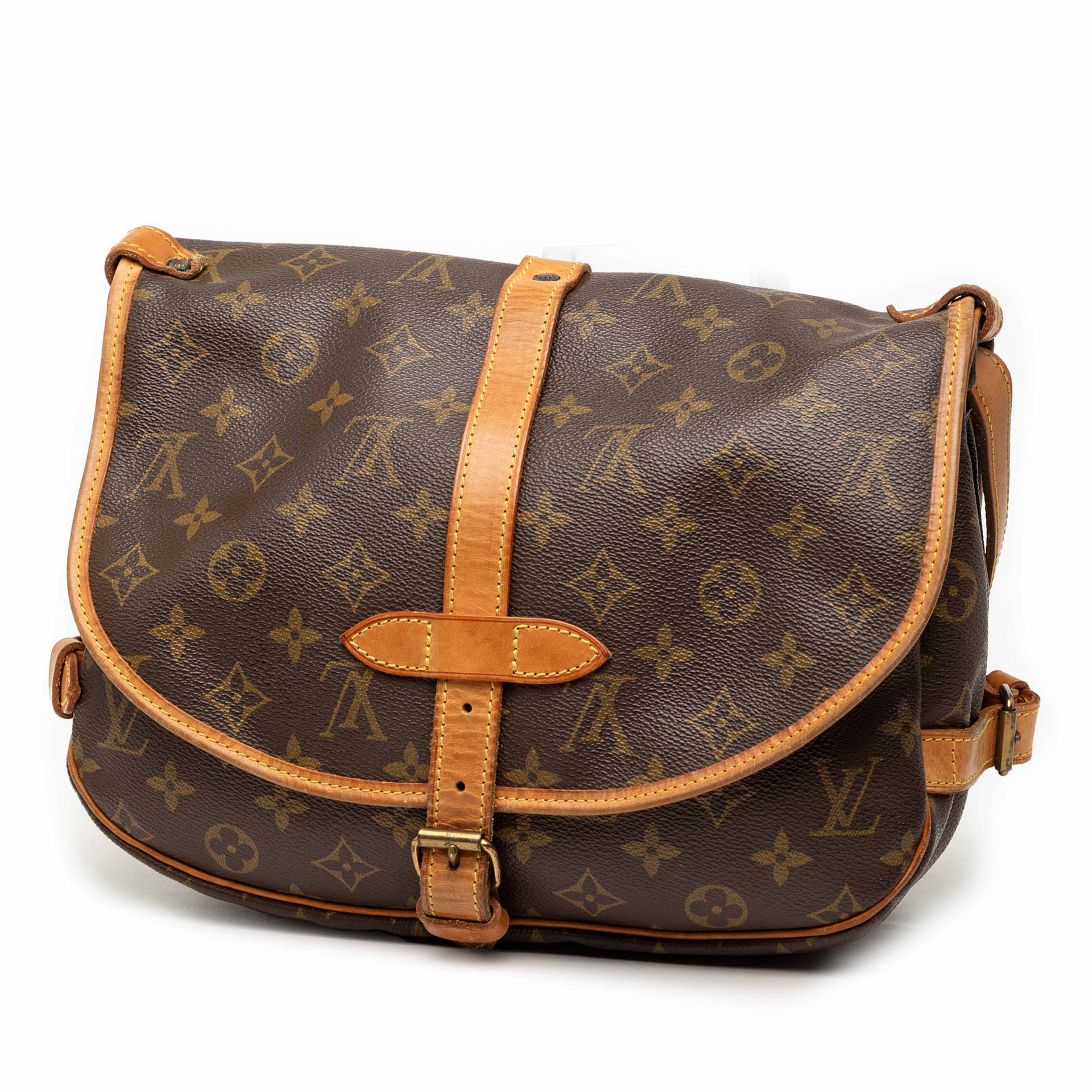 Louis Vuitton Monogram Saumur 30, från Luxclusif, i färgen brown. Klicka för att öppna bilden i stort format
