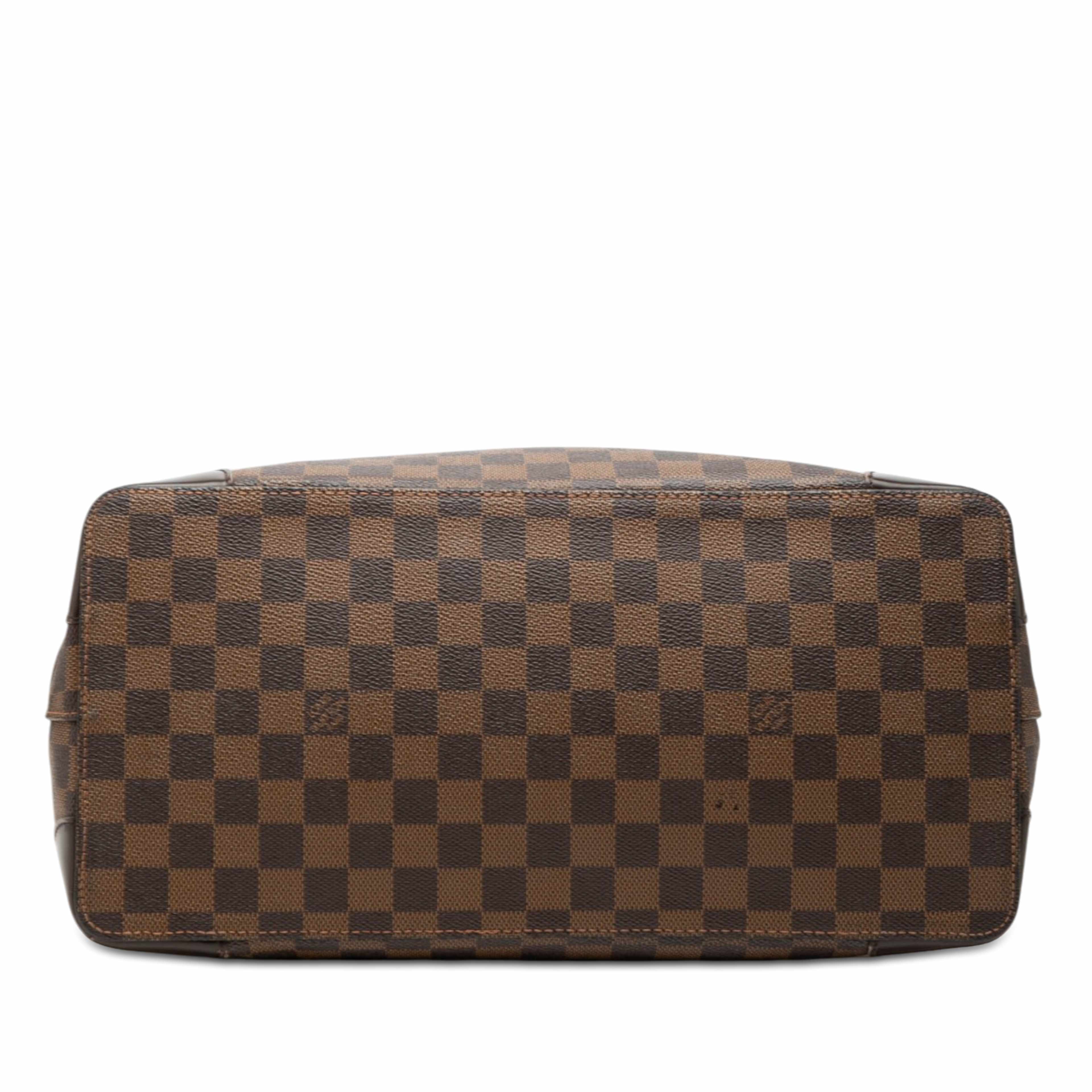 Louis Vuitton Damier Ebene Hampstead Mm, från Luxclusif, i färgen brun. Klicka för att öppna bilden i stort format